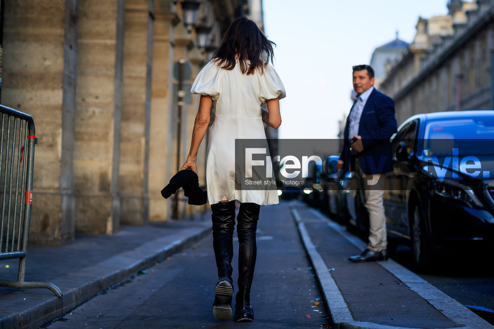 black bag, black shoes, high boots, leather bag, leather shoes, louis vuitton, white dress, fashion week, frenchystyle, FW, jonathan paciullo, street style, PFW, PARIS, atmosphere details, horizontal, full length, AUTUMN WINTER 2018-2019, FALL WINTER 2018-2019, FW 18-19