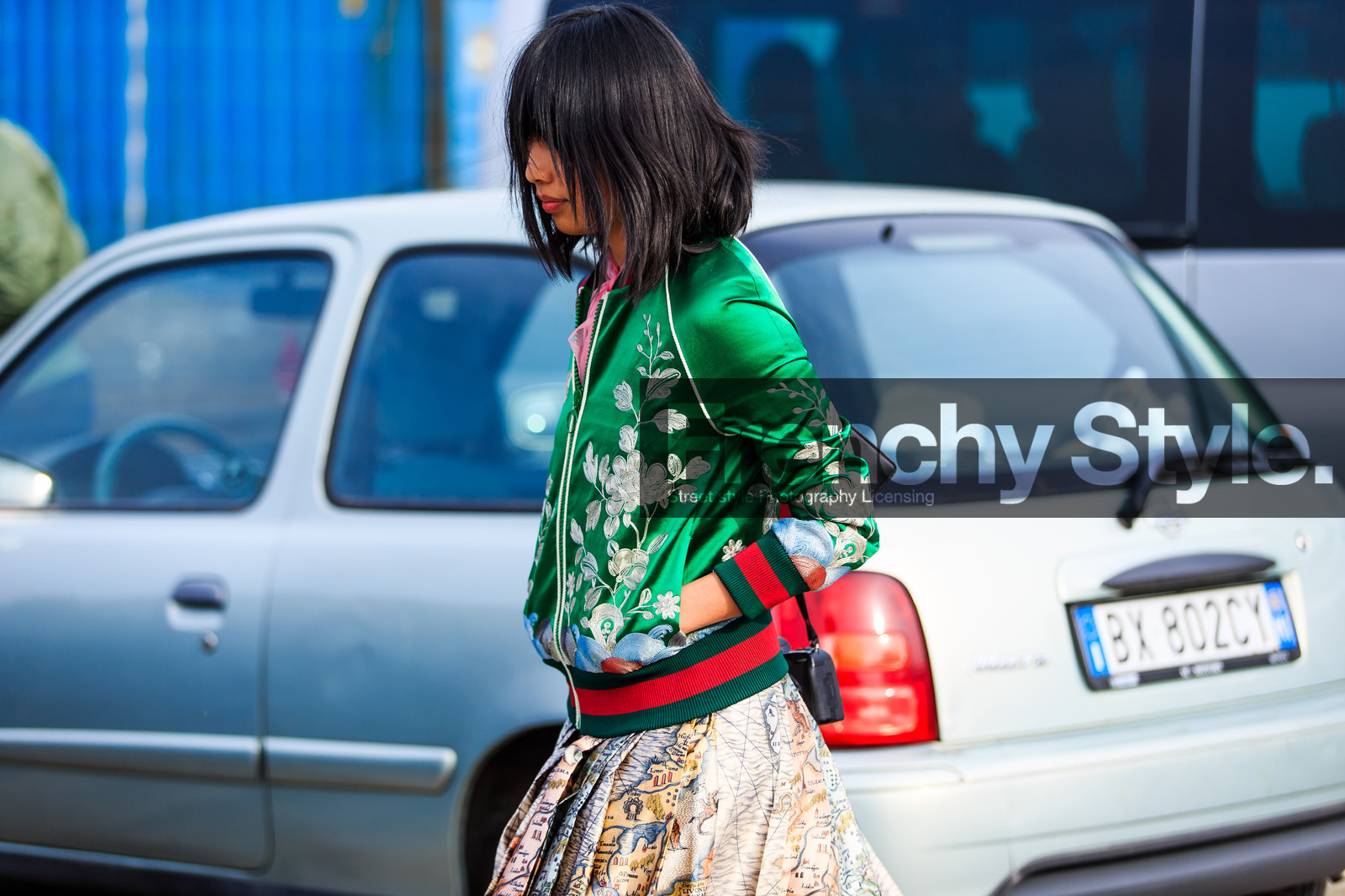 atmosphere details, AUTUMN WINTER 2016-2017, AW 16-17, detail, embroideries, FALL WINTER 2016-2017, fashion week, floral, flower, frenchystyle, FW, FW 16-17, graphic skirt, green jacket, gucci, horizontal, jonathan paciullo, LFW, LONDON, long skirt, margaret, zhang, MENSWEAR, pleated skirt, printed jacket, printed skirt, satin, silk skirt, street style, stripes, teddy jacket