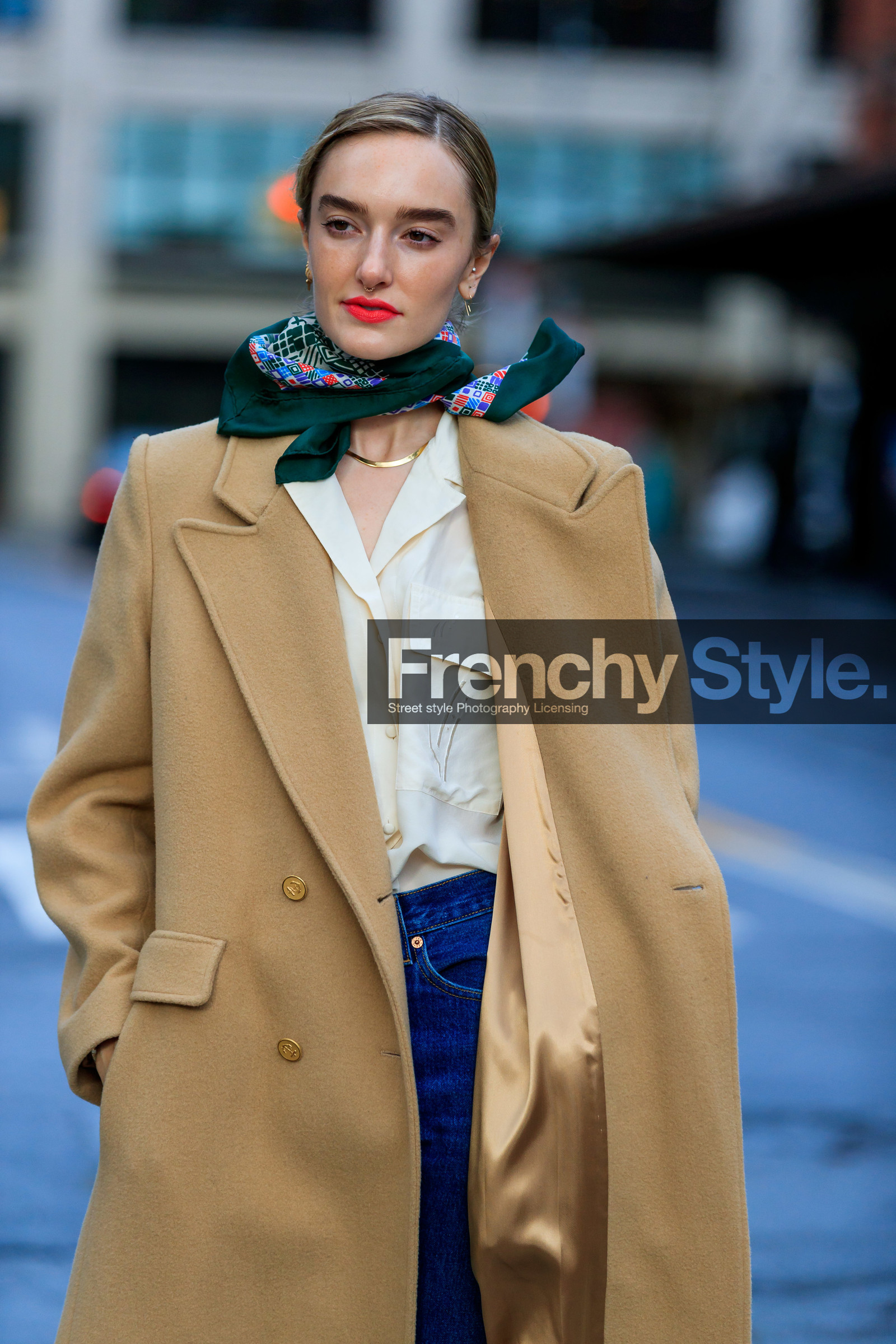 hannah baxter, beige coat, green scarf, silk scarf, white shirt, piercing, red lipstick, fashion week, frenchystyle, FW, jonathan paciullo, street style, AUTUMN WINTER 2020-2021, FALL WINTER 2020-2021, FW 20-21, vertical, atmosphere details, detail, NYFW, NEW YORK