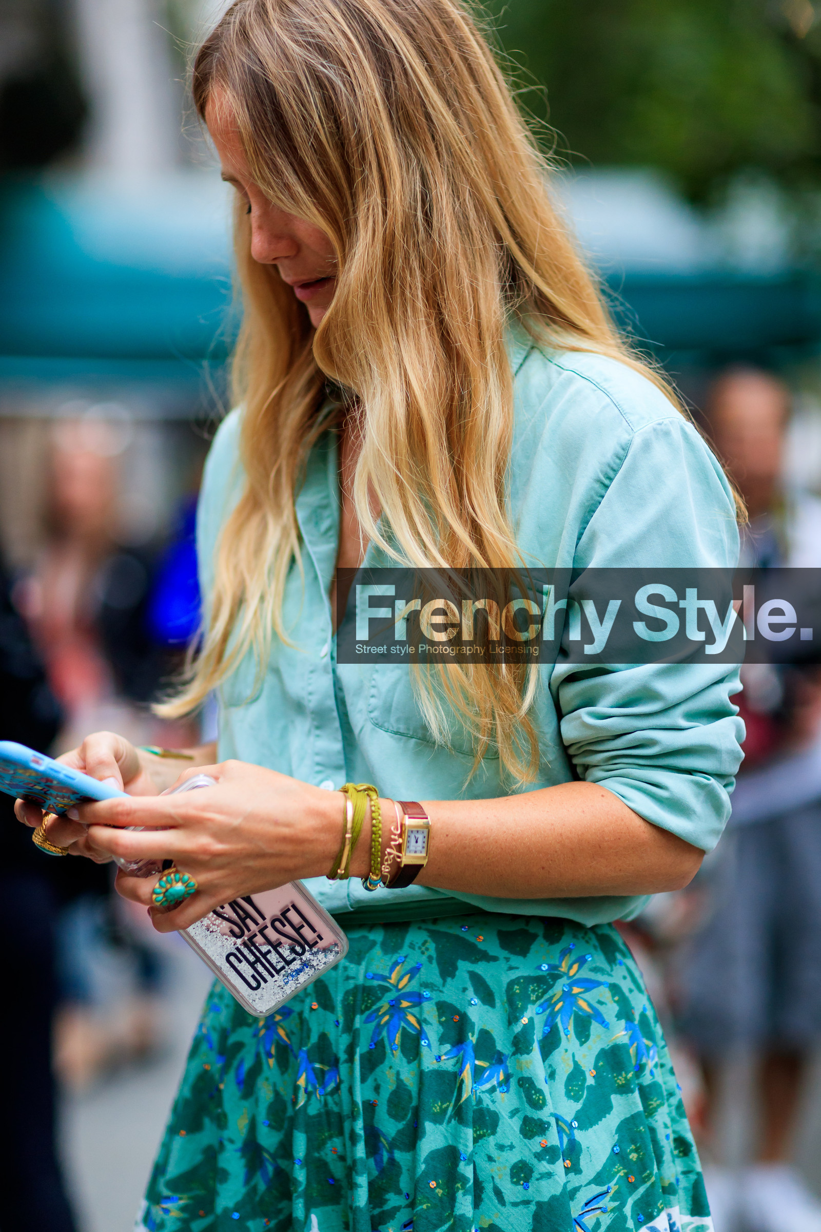 animal print, atmosphere details, bracelet, detail, fashion week, frenchystyle, FW, green shirt, green skirt, gucci, jennifer neyt, jonathan paciullo, NEW YORK, NYFW, printed skirt, rings, SPRING SUMMER 2018, SS 18, street style, vertical