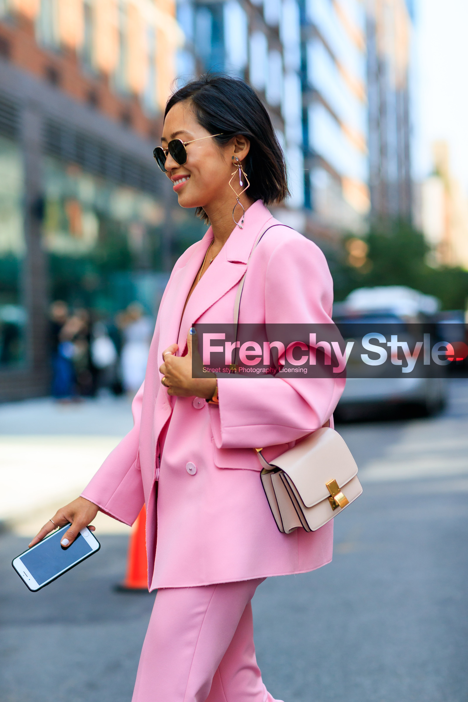 aimee song, atmosphere details, blazer, bracelet, christian dior, céline, detail, earrings, fashion week, frenchystyle, FW, iphone, jonathan paciullo, leather bag, NEW YORK, NYFW, pink bag, pink jacket, pink pants, pink suit, red lips, SPRING SUMMER 2018, SS 18, street style, sunglasses, trousers, vertical