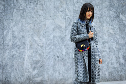 atmosphere details, AUTUMN WINTER 2016-2017, AW 16-17, black bag, black coat, black pants, detail, dyed hair, FALL WINTER 2016-2017, fashion week, frenchystyle, FW, FW 16-17, geometric, graphic bag, horizontal, jonathan paciullo, leather bag, LFW, LONDON, MENSWEAR, multicolor bag, printed coat, printed pants, street style, striped bag, stripes, trousers