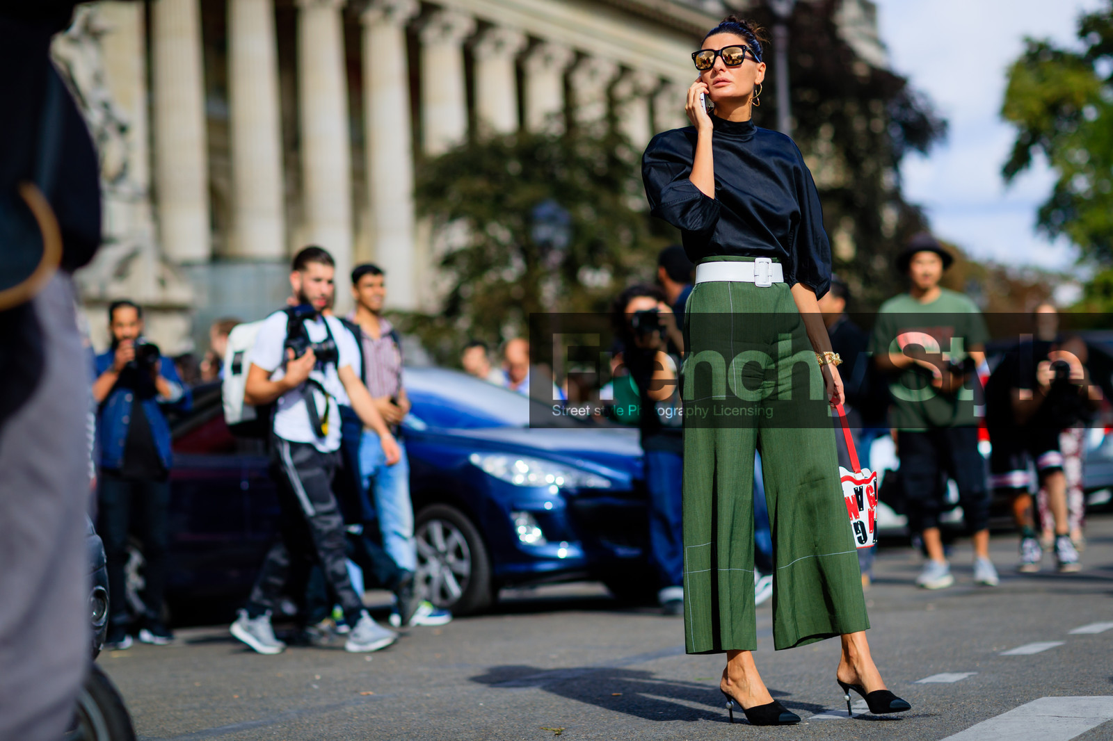 atmosphere details, black mules, black top, bracelet, fashion week, frenchystyle, full length, FW, giovanna battaglia, graphic bag, green pants, high heels, horizontal, jonathan paciullo, leather bag, leather belt, leather shoes, message, PARIS, PFW, red bag, SPRING SUMMER 2017, SS 17, street style, sunglasses, trousers, white belt, wide pants