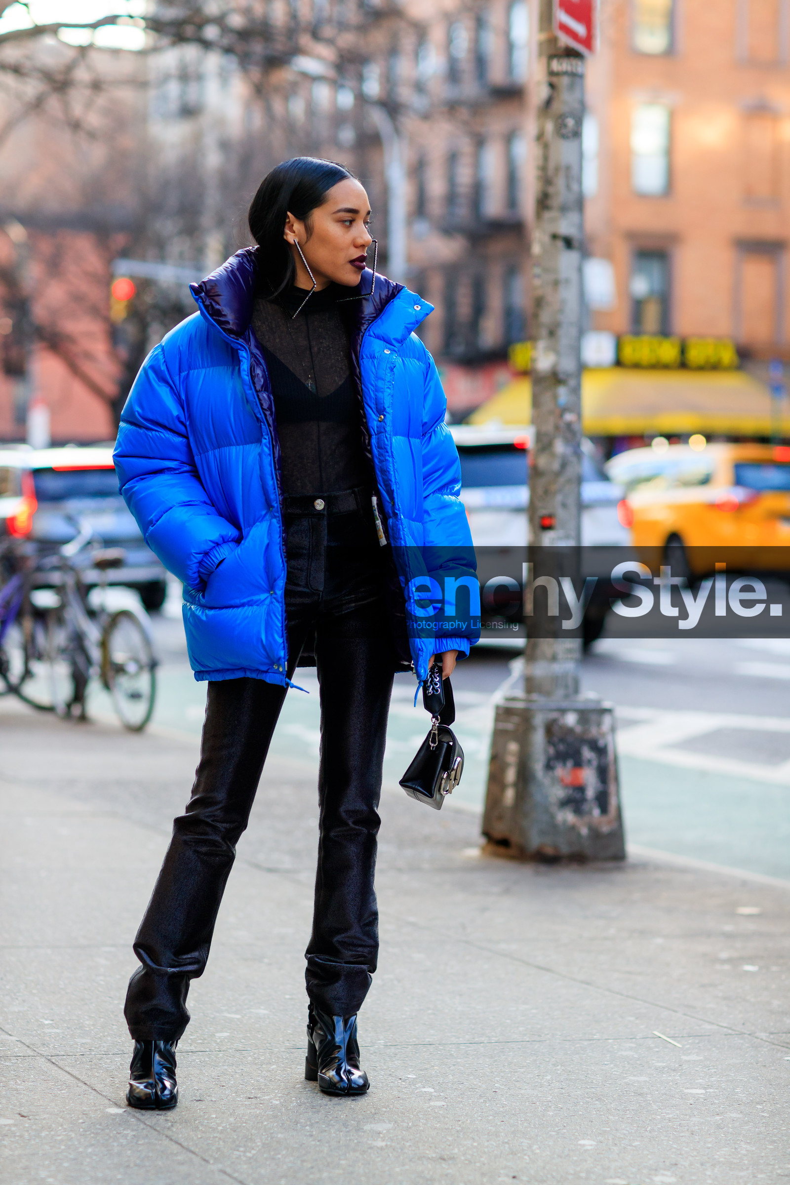 black bag, black bra, black pants, black shoes, black top, blue jacket, down jacket, earrings, high heels, leather bag, leather shoes, maison martin margiela, see through, trousers, street style, jonathan paciullo, FW, frenchystyle, fashion week, NYFW, NEW YORK, AUTUMN WINTER 2018-2019, AW 18-19, FALL WINTER 2018-2019, FW 18-19, vertical, full length, aleali may