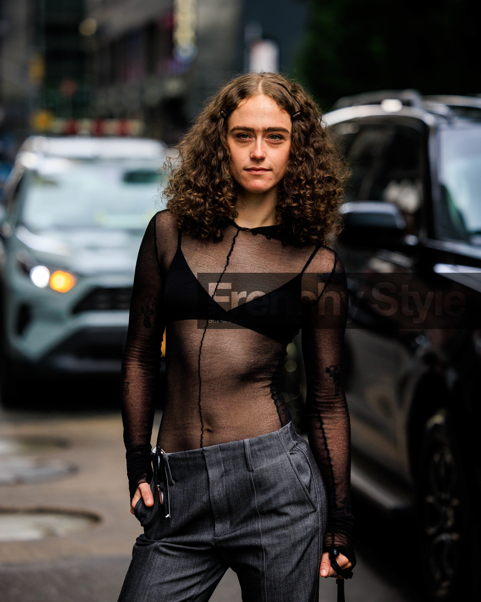 jonathan paciullo, FW, frenchystyle, fashion week, street style, vertical, detail, atmosphere details, NYFW, NEW YORK, SPRING SUMMER 2024, SS 24