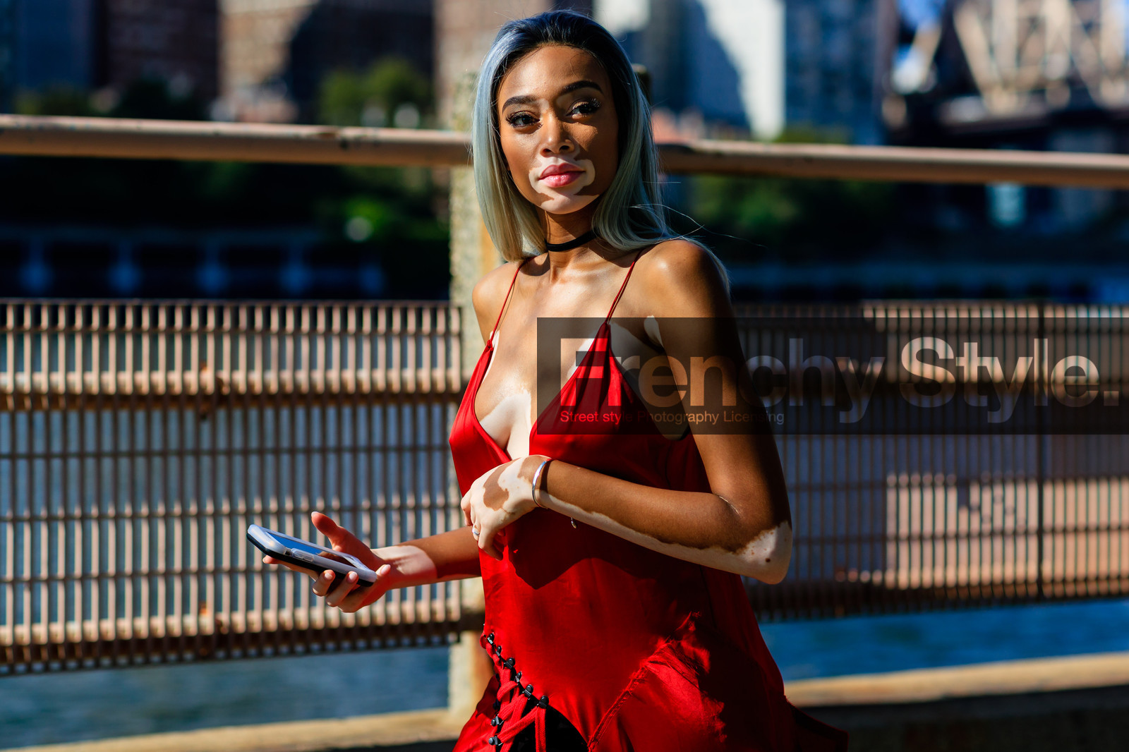 atmosphere details, choker, detail, fashion week, frenchystyle, FW, horizontal, iphone, jonathan paciullo, NEW YORK, NYFW, red dress, SPRING SUMMER 2017, SS 17, street style, winnie harlow, woman