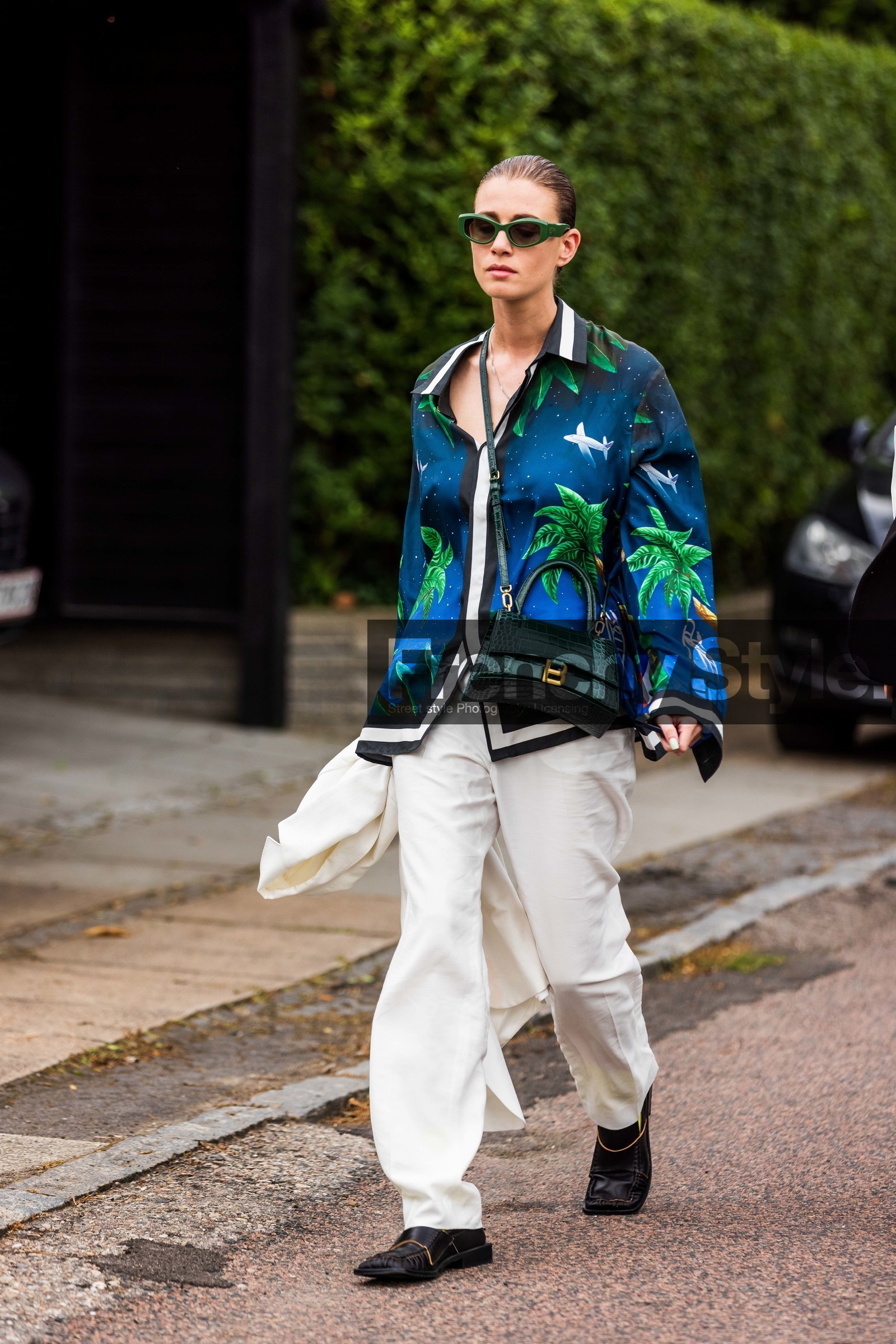 bag, balenciaga bag, black flats, blue shirt, croco bag, crossbody bag, flats, fluid pants, green bag, green sunglasses, large pants, leather bag, leather flats, loafers, pants, print, printed shirt, shirt, sunglasses, white pants, fashion week, frenchystyle, FW, jonathan paciullo, street style, SPRING SUMMER 2022, SS 22, COPENHAGEN, CPHFW, vertical, full length