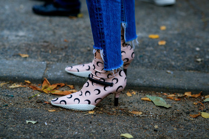 legs detail, marine serre shoes, kitten heels boots, light pink boots, satin boots, monogrammed boots, sportswear boots, low boots, used jeans, blue jeans, technical fabric boots, technical fabric top, fashion week, frenchystyle, FW, jonathan paciullo, street style, SPRING SUMMER 2020, SS 20, PFW, PARIS, horizontal, atmosphere details, detail