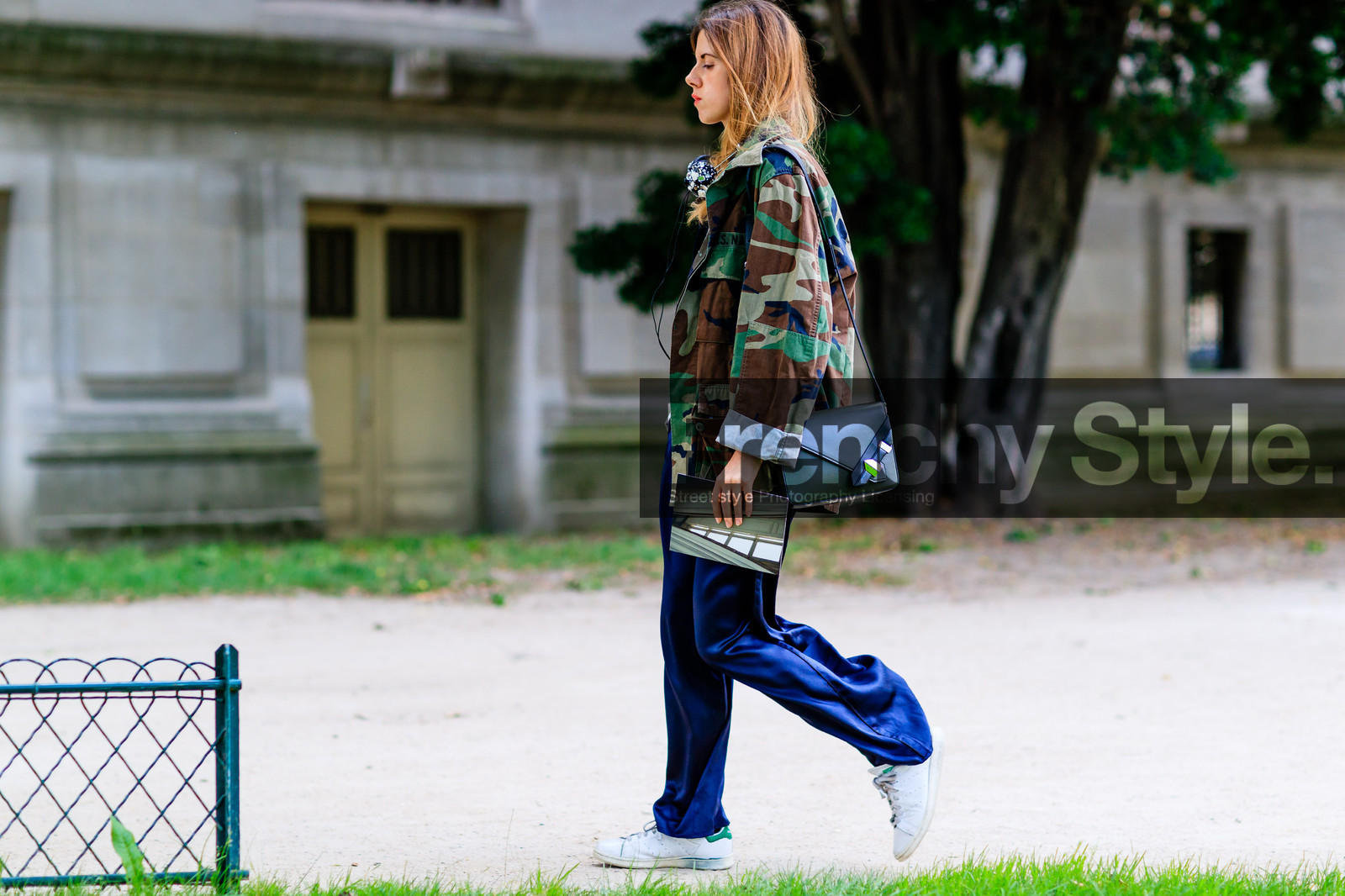 adidas, atmosphere details, AUTUMN WINTER 2016-2017, AW 16-17, blue pants, blue shirt, camo jacket, camouflage, FALL WINTER 2016-2017, fashion week, frenchystyle, full length, FW, FW 16-17, green bag, green jacket, HAUTE COUTURE, horizontal, jonathan paciullo, leather bag, leather sneakers, MENSWEAR, military jacket, PARIS, PFW, printed jacket, silk pants, silk shirt, stan smith, street style, trousers, white sneakers, wide pants