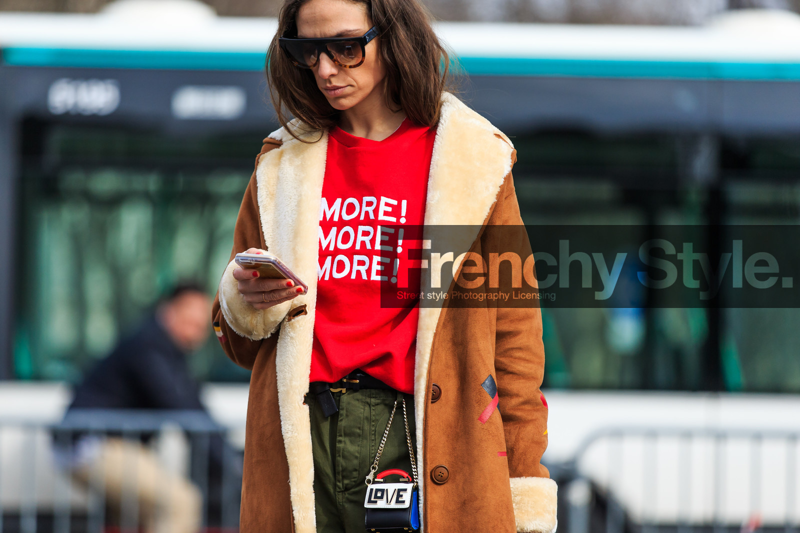 atmosphere details, AUTUMN WINTER 2016-2017, AW 16-17, camel coat, detail, erika boldrin, FALL WINTER 2016-2017, fashion week, frenchystyle, FW, FW 16-17, green pants, horizontal, jonathan paciullo, kaki pants, leather bag, leather coat, mini bag, PARIS, PFW, printed t shirt, red t shirt, shearling, street style, sunglasses, trousers, wide pants