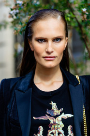 Alla Kostromichova, balmain, black jacket, black t shirt, blazer, detail, fashion week, frenchystyle, FW, jonathan paciullo, model, PARIS, PFW, portrait, printed t shirt, pulled back hair, SPRING SUMMER 2017, SS 17, street style, vertical, wet hair
