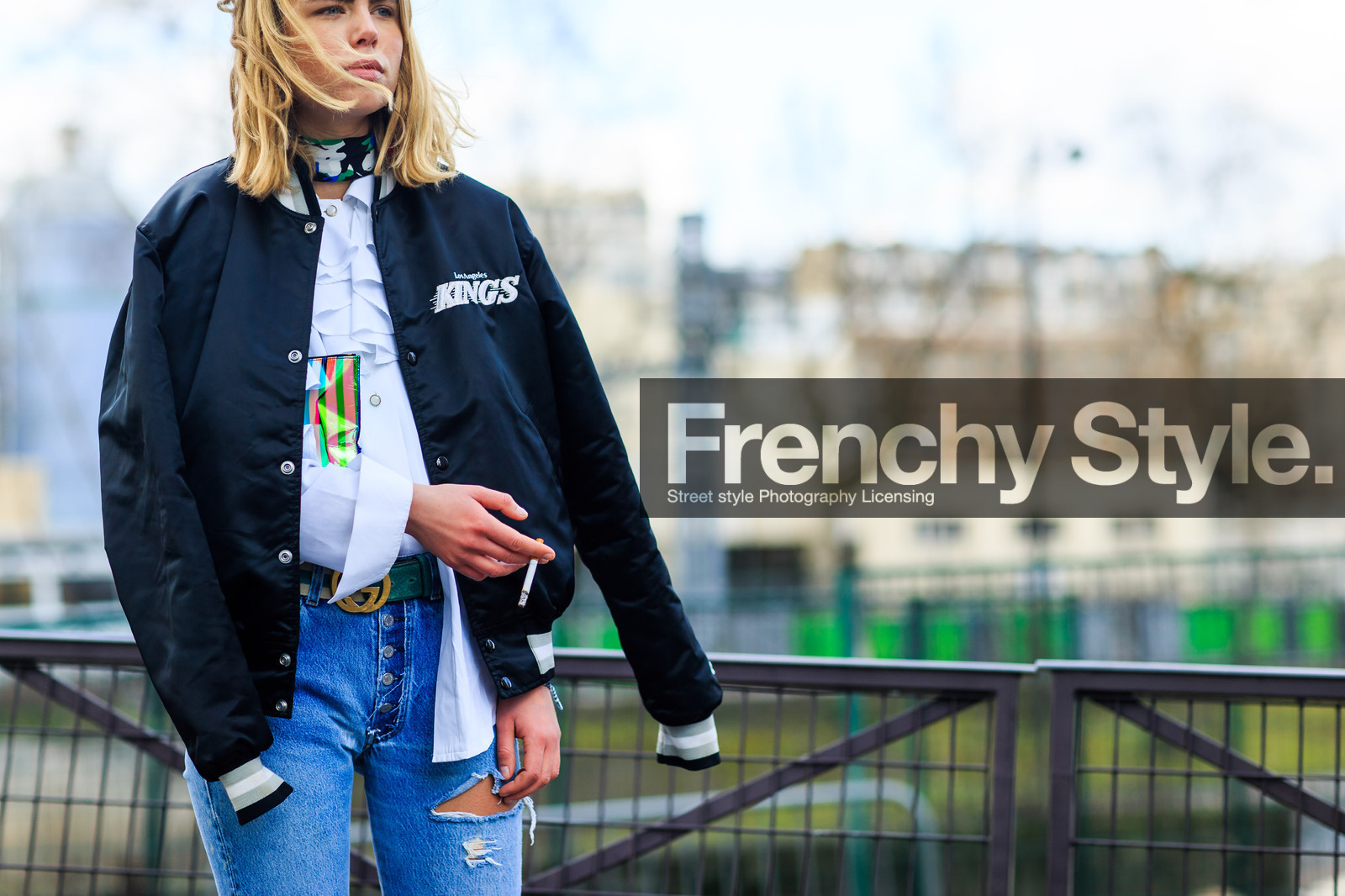 atmosphere details, AUTUMN WINTER 2016-2017, AW 16-17, bandana, black jacket, blue denim, bomber jacket, denim pants, detail, FALL WINTER 2016-2017, fashion week, frenchystyle, FW, FW 16-17, graphic clutch, green belt, gucci, horizontal, iphone, jeans, jonathan paciullo, leather clutch, multicolor bag, over the shoulder, PARIS, PFW, printed jacket, ripped pants, street style, striped clutch, trousers, white shirt