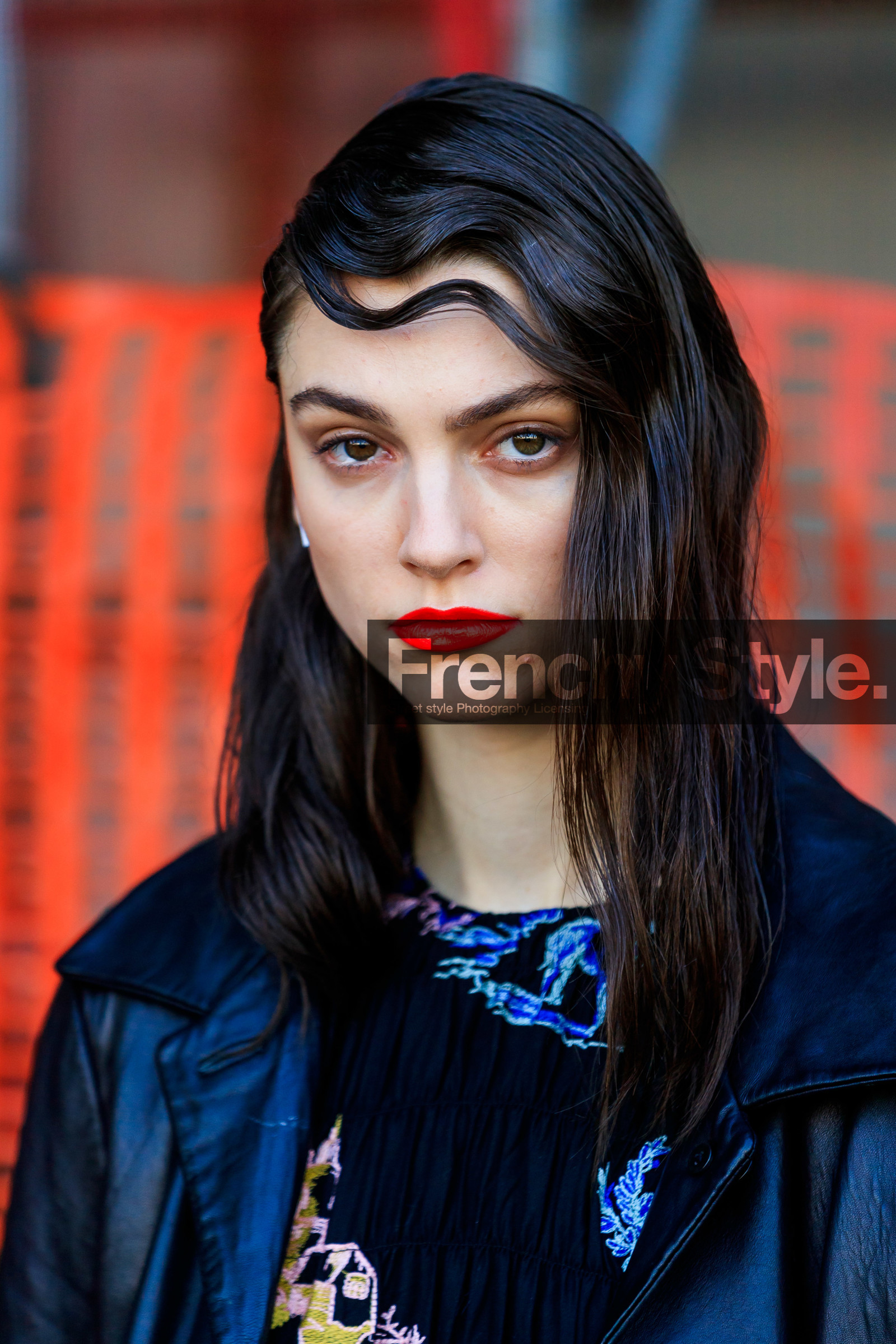 model, red lipstick, make up, make up details, hair details, black dress, black leather jacket, close up detail, fashion week, frenchystyle, FW, jonathan paciullo, street style, MFW, MILAN, AUTUMN WINTER 2020-2021, FALL WINTER 2020-2021, FW 20-21, vertical, atmosphere details, detail, portrait