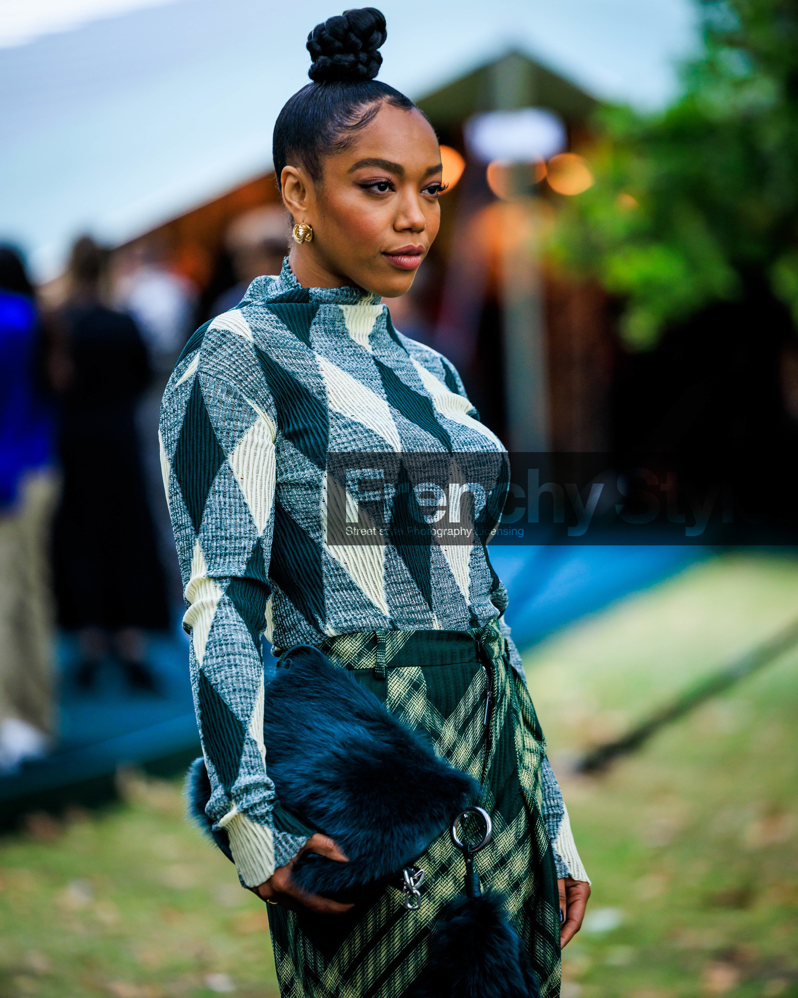 fashion week, frenchystyle, FW, jonathan paciullo, street style, LFW, LONDON, atmosphere details, detail, SPRING SUMMER 2024, SS 24