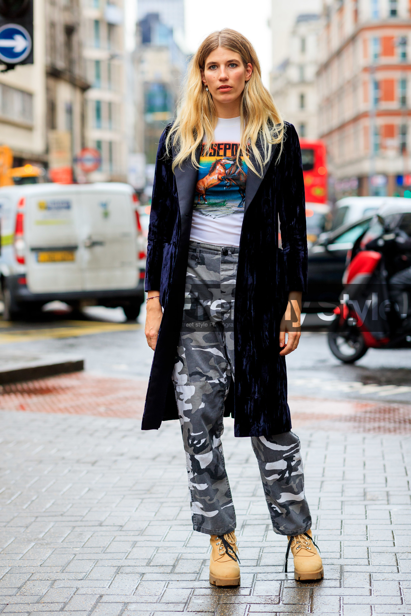 beige boots, blue coat, camo pants, camouflage, graphic pants, grey pants, leather shoes, military pants, printed pants, trousers, velvet, veronika heilbrunner, white t shirt, LONDON, LFW, fashion week, frenchystyle, FW, jonathan paciullo, street style, AUTUMN WINTER 2019-2020, AW 19-20, FW 19-20, FALL WINTER 2019-2020, vertical, full length