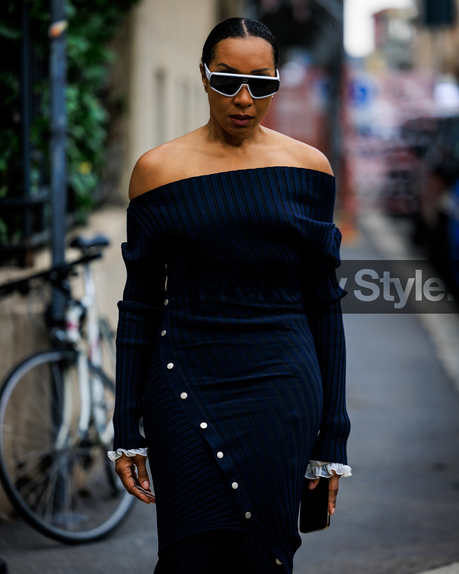 street style, jonathan paciullo, FW, fashion week, frenchystyle, MFW, MILAN, SPRING SUMMER 2024, SS 24, vertical, atmosphere details, detail