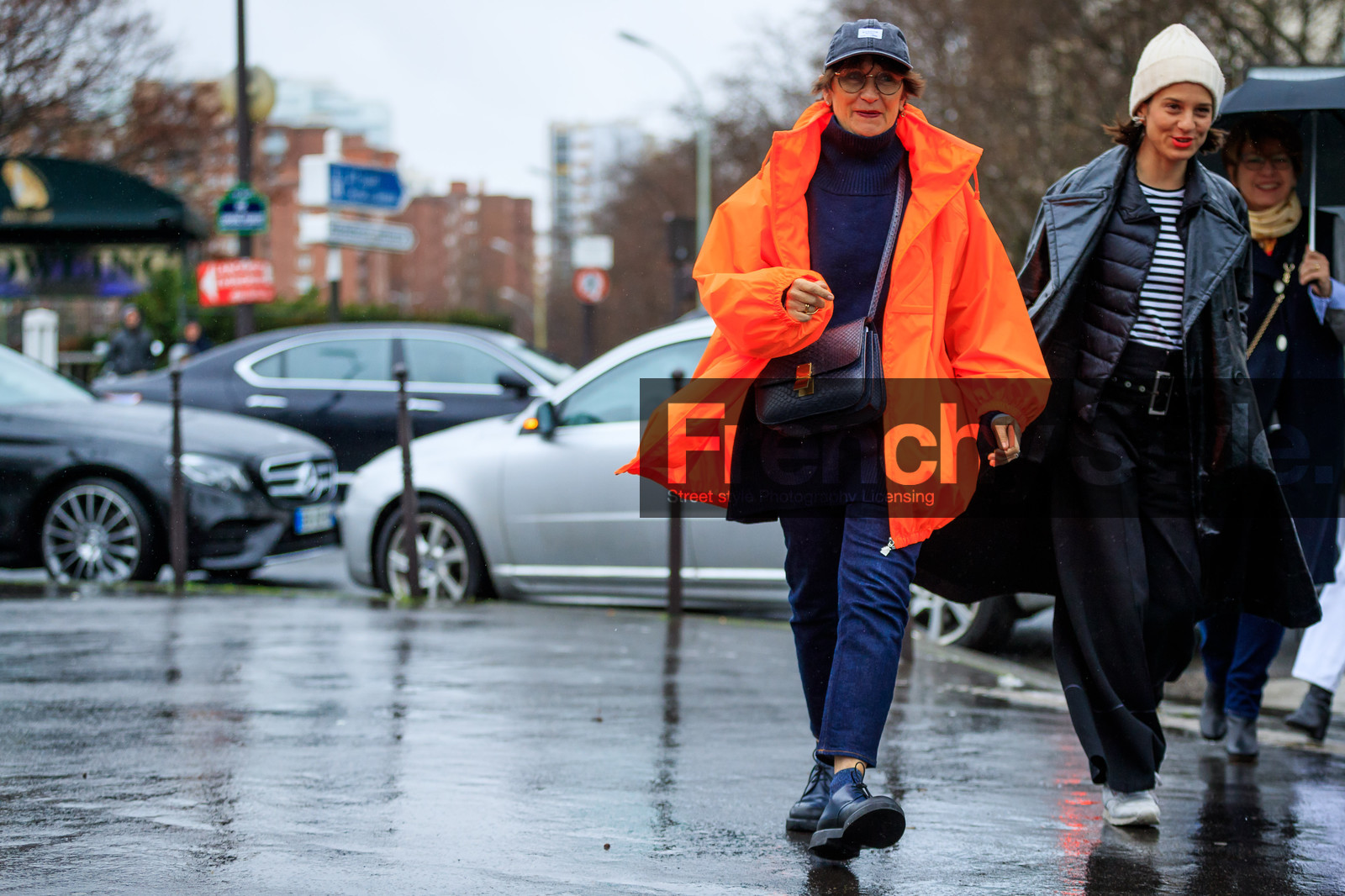 atmosphere details, AUTUMN WINTER 2017-2018, AW 17-18, black bag, black cap, black jacket, black shoes, blue denim, denim pants, FALL WINTER 2017-2018, fashion week, frenchystyle, full length, FW, FW 17-18, horizontal, jeans, jonathan paciullo, leather bag, leather shoes, navy sweater, orange jacket, PARIS, PFW, rain jacket, street style, trousers