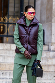 doina ciobanu, green jacket, green pants, green suits, brown leather jacket, burgundy leather jacket, sleeveless jacket, sleeveless down jacket, carrera sunglasses, red sunglasses, big sunglasses, aviator sunglasses, brown leather gloves, brown leather loafers, brown leather shoes, black leather bag, stella mccartney bag, golden earrings, diamond earrings, dangling earrings, PARIS, PFW, SPRING SUMMER 2020, SS 20, fashion week, frenchystyle, FW, jonathan paciullo, street style, vertical, atmosphere details, detail