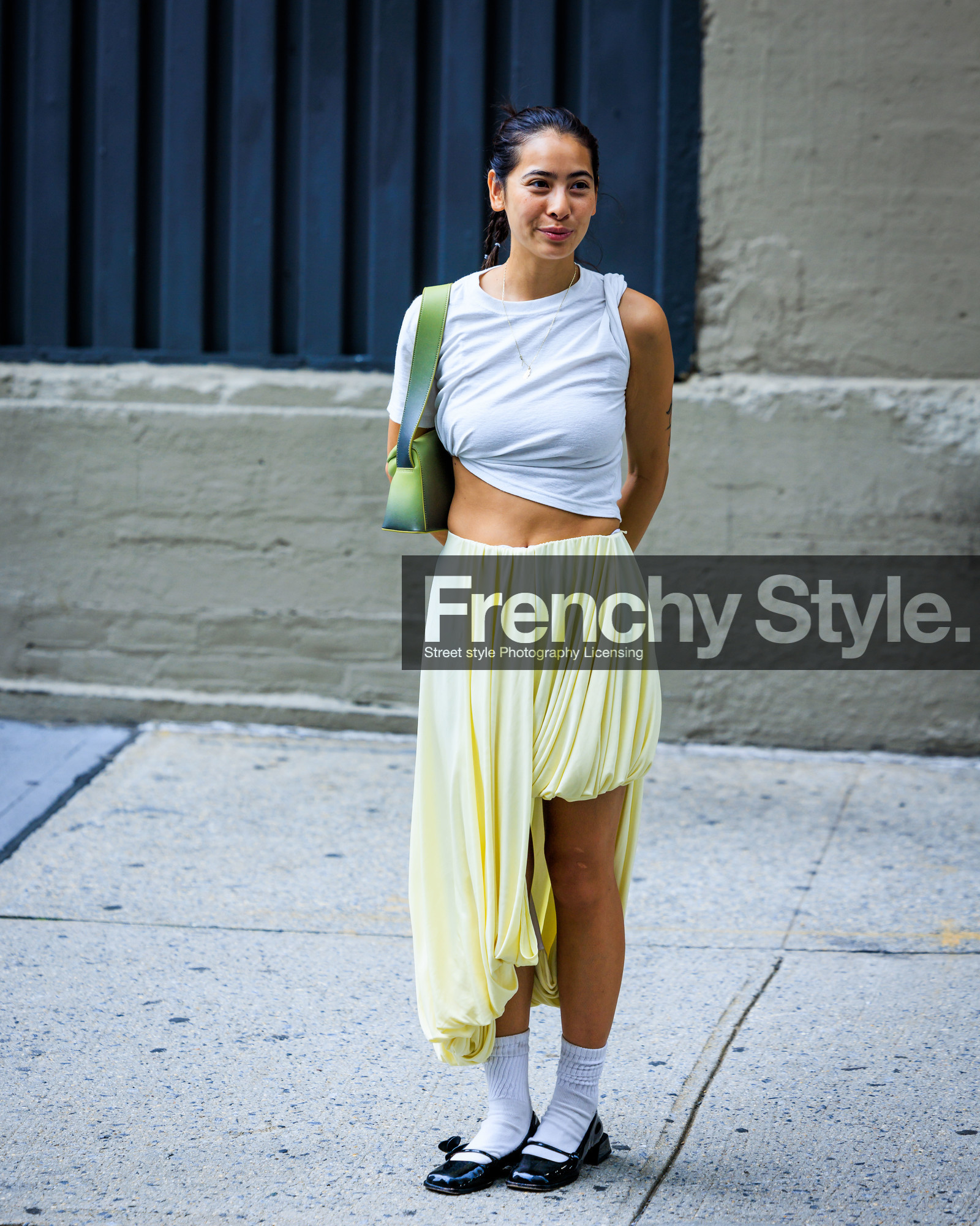 jonathan paciullo, FW, frenchystyle, fashion week, street style, vertical, detail, atmosphere details, NYFW, NEW YORK, SPRING SUMMER 2024, SS 24