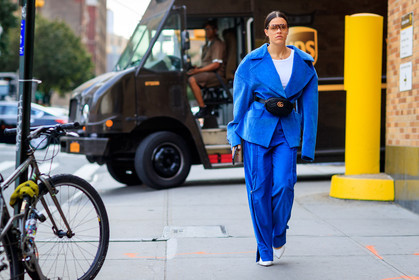 atmosphere details, balenciaga, black bag, blazer, blue jacket, blue pants, blue suit, fanny pack, fashion week, frenchystyle, full length, FW, gucci, high heels, horizontal, jonathan paciullo, leather bag, leather shoes, NEW YORK, NYFW, oversize, SPRING SUMMER 2018, SS 18, street style, sunglasses, trousers, white shoes, white t shirt
