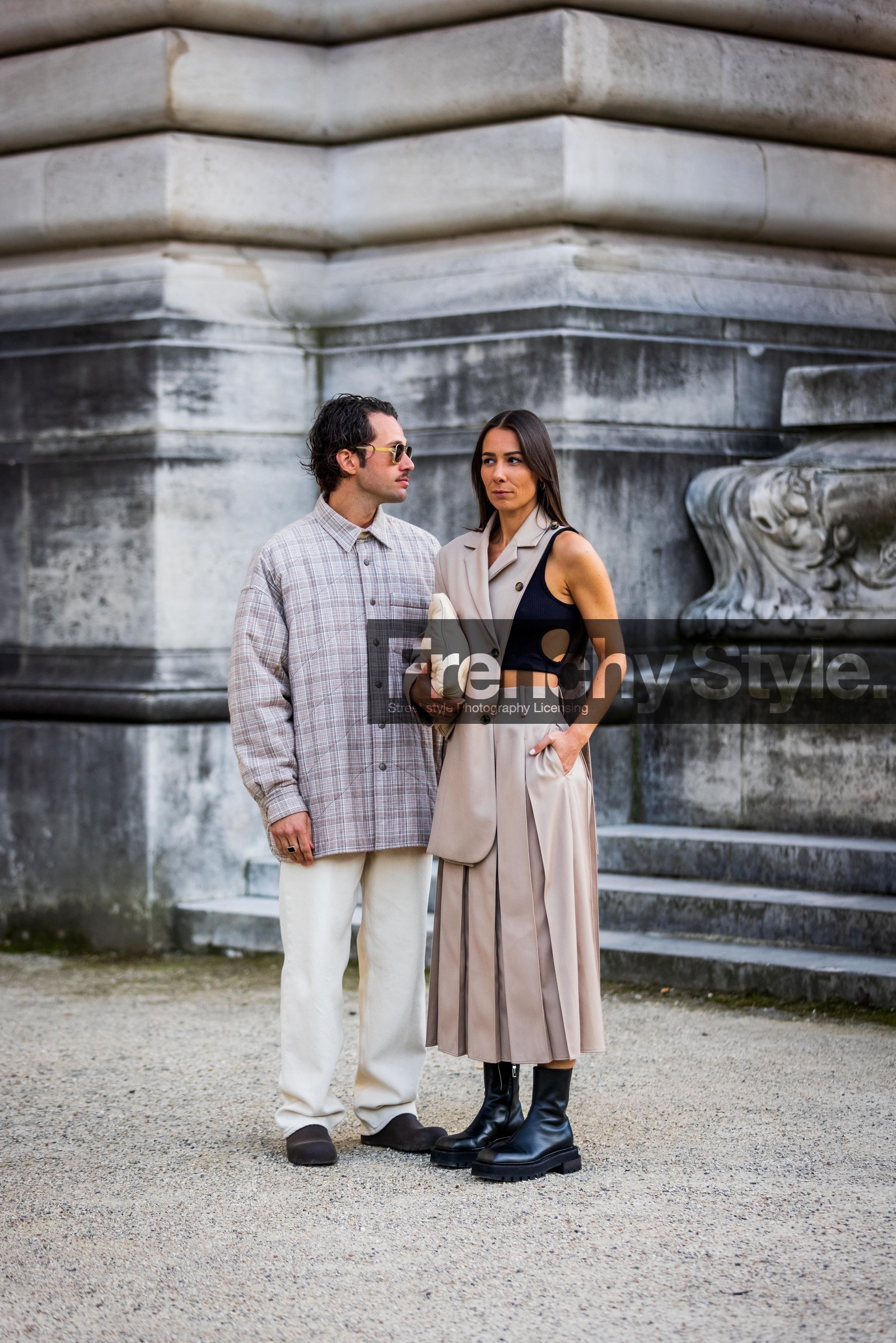 Alice Barbier, asymetrical blazer, bag, beige blazer, beige shirt, beige skirt, black boots, black top, blazer, boots, couple, duo, ecru bag, ecru pants, jean, Jean-Sebastien Roques, margiela bag, menswear, pants, pleated skirt, shirt, skirt, sunglasses, tartan shirt, street style, jonathan paciullo, FW, frenchystyle, fashion week, PFW, PARIS, SPRING SUMMER 2022, SS 22, vertical, full length