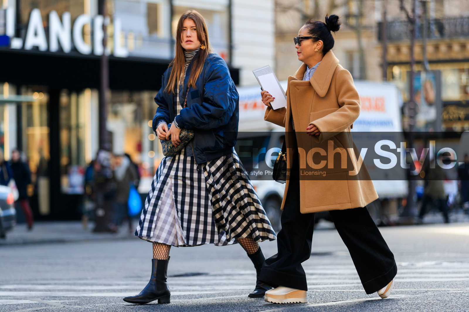 black and white, black pants, black shoes, blue jacket, bomber jacket, camel jacket, checked, gingham, graphic dress, leather bag, leather shoes, plaid, printed dress, stella mccartney, sunglasses, trousers, white shoes, wide pants, street style, jonathan paciullo, FW, frenchystyle, fashion week, PFW, PARIS, AUTUMN WINTER 2018-2019, FALL WINTER 2018-2019, FW 18-19, horizontal, atmosphere details