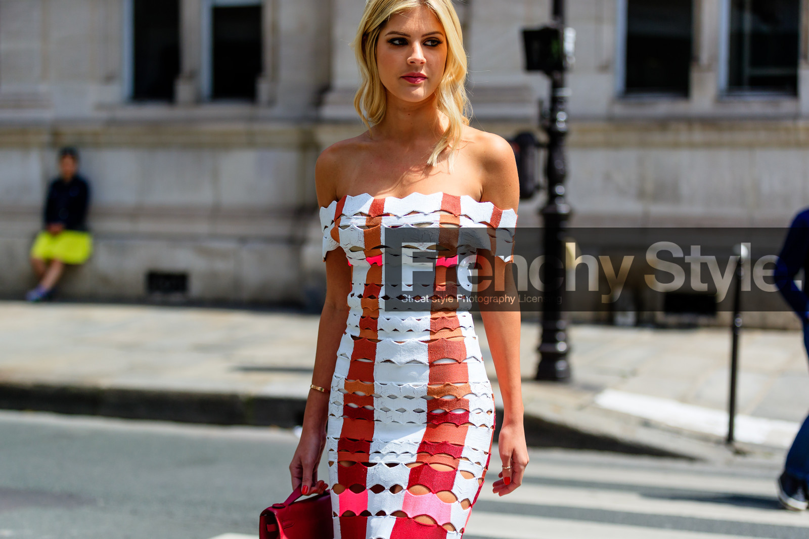 atmosphere details, AUTUMN WINTER 2016-2017, AW 16-17, bustier dress, detail, FALL WINTER 2016-2017, fashion week, frenchystyle, FW, FW 16-17, graphic dress, HAUTE COUTURE, high heels, horizontal, jonathan paciullo, lala rudge, lala trussardi, leather shoes, long dress, MENSWEAR, open work, PARIS, PFW, pink shoes, printed dress, street style, white dress