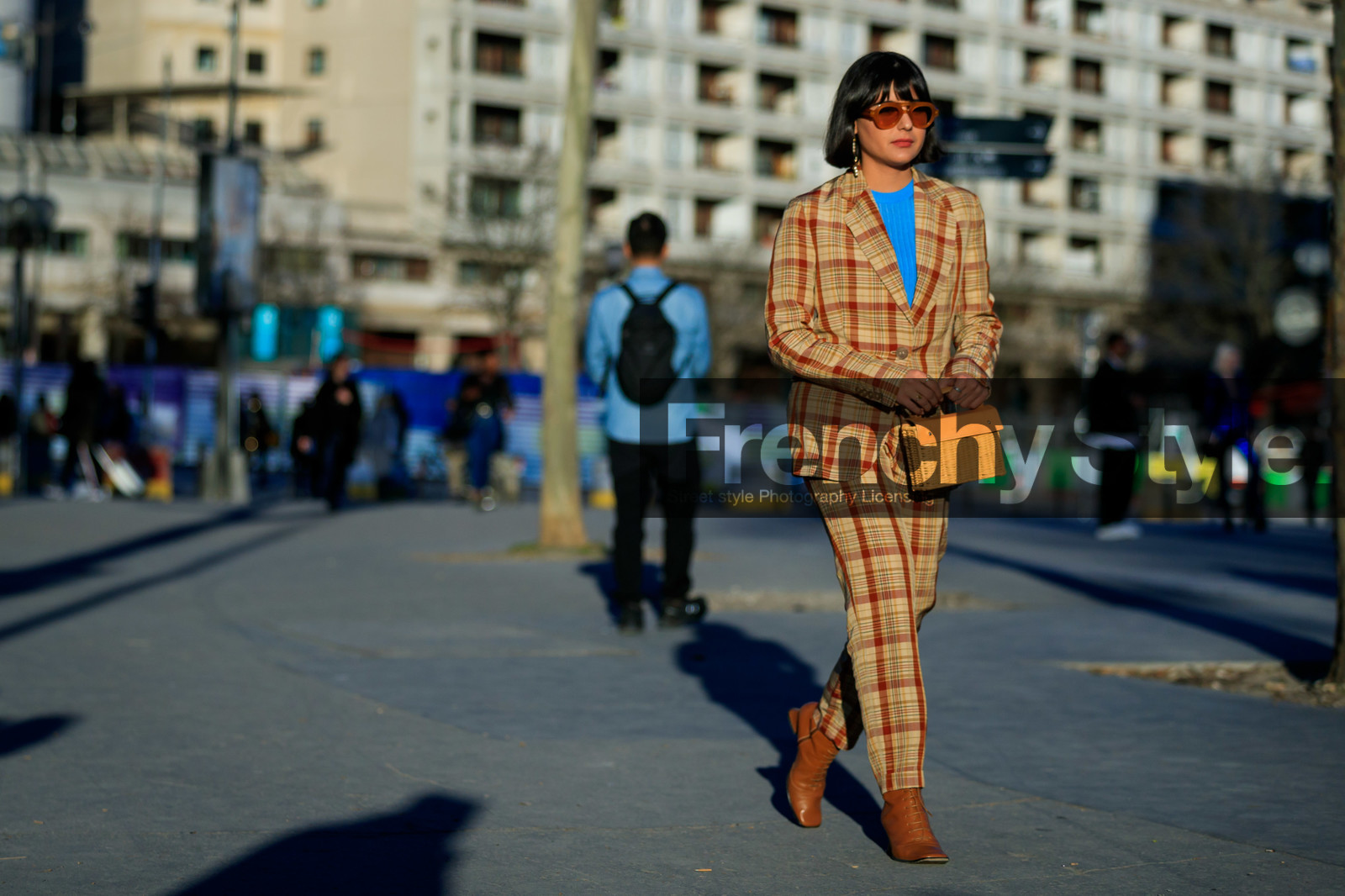 blazer, blue sweater, brown shoes, checked, graphic jacket, graphic pants, leather bag, leather shoes, maria bernad, plaid, printed jacket, printed pants, sunglasses, trousers, yellow bag, yellow jacket, yellow pants, yellow suit, PARIS, PFW, street style, jonathan paciullo, FW, frenchystyle, fashion week, AUTUMN WINTER 2019-2020, AW 19-20, FALL WINTER 2019-2020, FW 19-20, horizontal, atmosphere details, full length