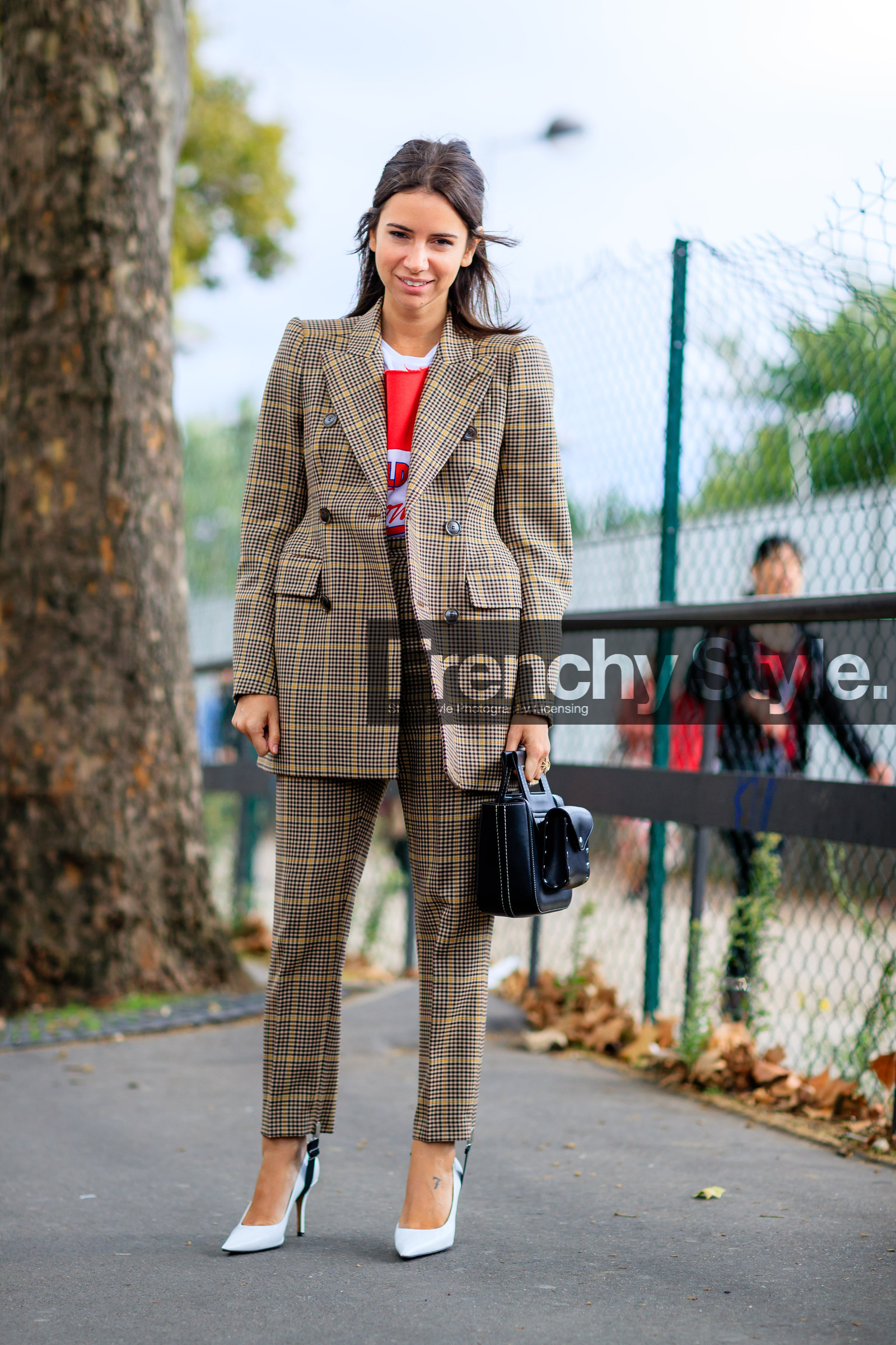 balenciaga, black bag, bold shoulders, brown jacket, brown pants, brown suit, checked jacket, checked pants, checked suit, fashion week, frenchystyle, full length, FW, graphic jacket, graphic pants, high heels, jonathan paciullo, leather bag, leather shoes, natasha goldenberg, PARIS, PFW, plaid, printed jacket, printed pants, printed suit, SPRING SUMMER 2017, SS 17, street style, tartan, trousers, vertical, white shoes