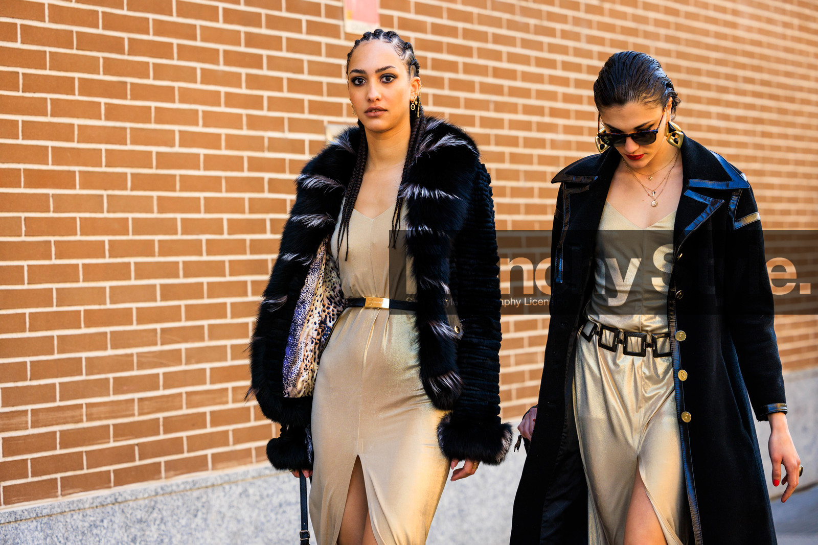 matching looks, furry jacket, black coat, black trench, buttoned trench, beige dress, midi dress, open cut dress, black adidas sweat, leather belt, big earrings, loop earrings, braided hair, fashion week, frenchystyle, FW, jonathan paciullo, street style, MFW, MILAN, FALL WINTER 2022_2023, AUTUMN WINTER 2022-2023, FW 22-23, horizontal, atmosphere details