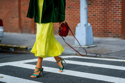 aimee song, atmosphere details, bordeaux, burgundy, chloé, detail, fashion week, frenchystyle, FW, green jacket, green shoes, high heels, horizontal, jonathan paciullo, leather bag, leather shoes, NEW YORK, NYFW, red bag, slip dress, SPRING SUMMER 2018, SS 18, street style, velvet, yellow dress