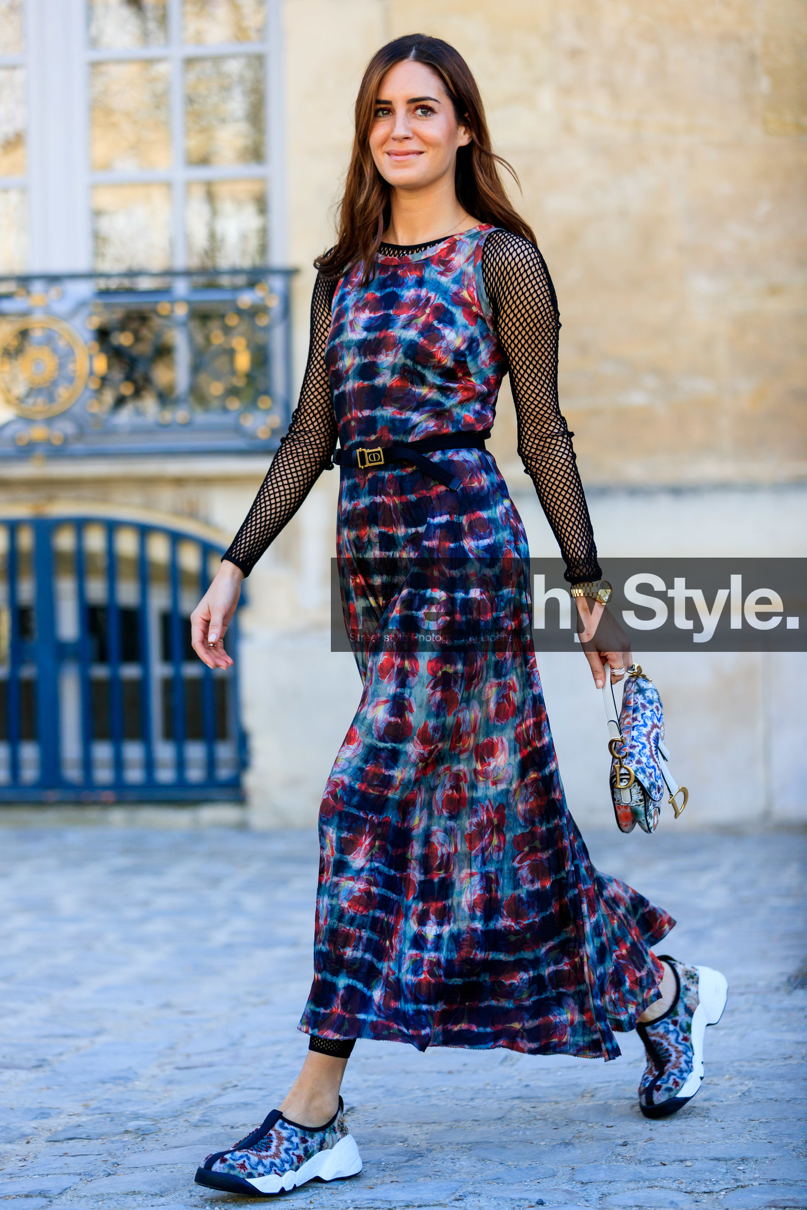 black belt, black top, christian dior, fishnet, gala gonzalez, graphic bag, graphic dress, leather bag, leather belt, leather shoes, multicolor bag, multicolor dress, multicolor shoes, printed bag, printed dress, saddle bag, tie & die, white bag, fashion week, frenchystyle, FW, jonathan paciullo, street style, PFW, PARIS, AUTUMN WINTER 2019-2020, AW 19-20, FALL WINTER 2019-2020, FW 19-20, vertical, full length