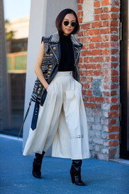 black jacket, black shoes, black top, embroidered jacket, fashion week, frenchystyle, full length, FW, graphic jacket, gucci, high heels, jonathan paciullo, leather jacket, leather shoes, MFW, MILAN, printed jacket, sleeveless, SPRING SUMMER 2018, SS 18, street style, studs, sunglasses, vertical, white pants, wide pants, yoyo cao