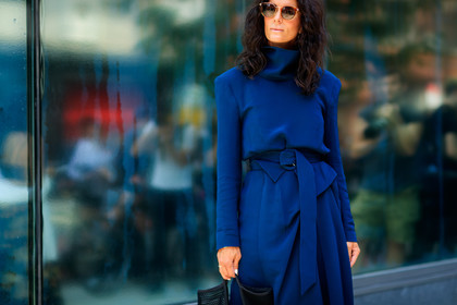 atmosphere details, black bag, blue dress, detail, fashion week, frenchystyle, FW, Hedvig Sagfjord Opshaug, horizontal, jonathan paciullo, leather bag, net shopper, NEW YORK, NYFW, SPRING SUMMER 2018, SS 18, street style, sunglasses