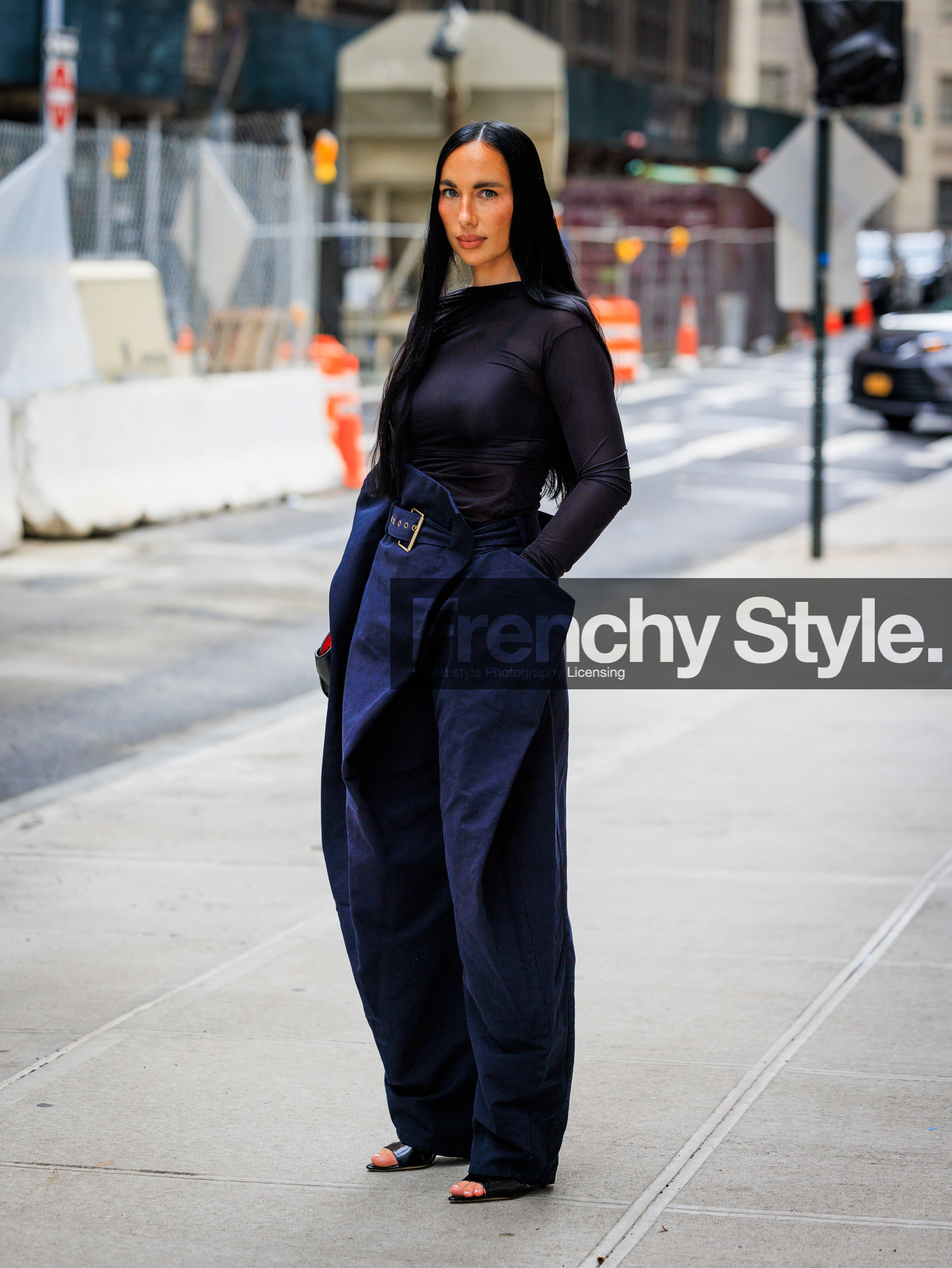 2409NY0215.jpg
