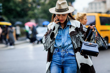 atmosphere details, AUTUMN WINTER 2016-2017, AW 16-17, beige hat, black bag, blue denim, brown coat, denim pants, denim shirt, detail, FALL WINTER 2016-2017, fashion week, fedora, frenchystyle, fringes, FW, FW 16-17, hermès, high waist, horizontal, jeans, jonathan paciullo, kelly bag, leather bag, leather coat, LFW, LONDON, MENSWEAR, patricia manfield, printed coat, street style, trousers