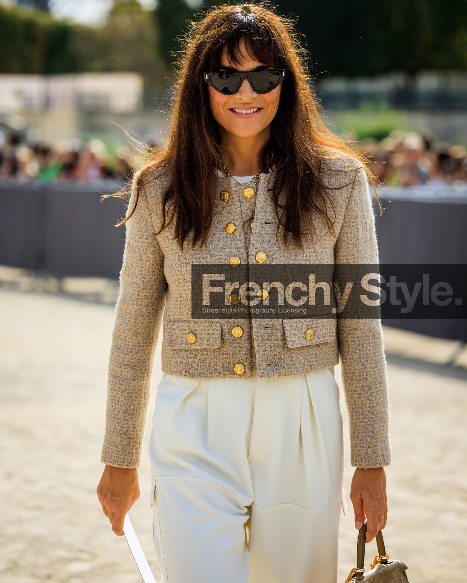 fashion week, frenchystyle, FW, jonathan paciullo, street style, PFW, PARIS, SPRING SUMMER 2024, SS 24, vertical, atmosphere details, detail