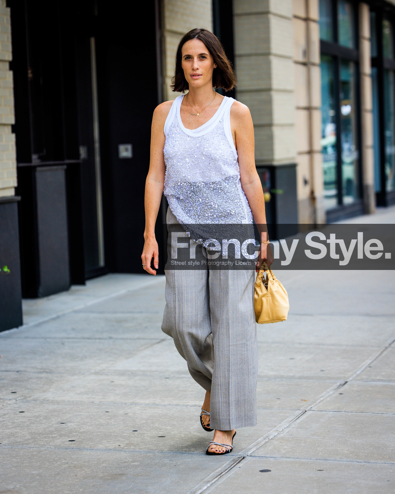 jonathan paciullo, FW, frenchystyle, fashion week, street style, vertical, detail, atmosphere details, NYFW, NEW YORK, SPRING SUMMER 2024, SS 24
