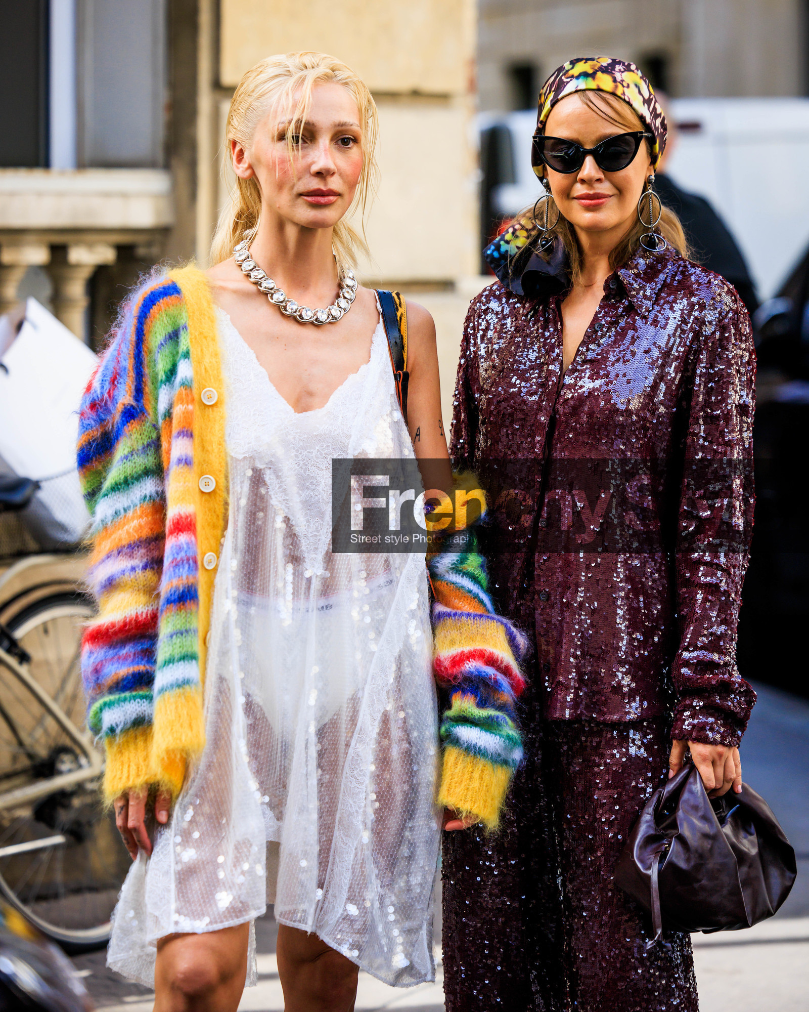 fashion week, frenchystyle, FW, jonathan paciullo, street style, PARIS, PFW, SPRING SUMMER 2024, SS 24, vertical, atmosphere details, detail