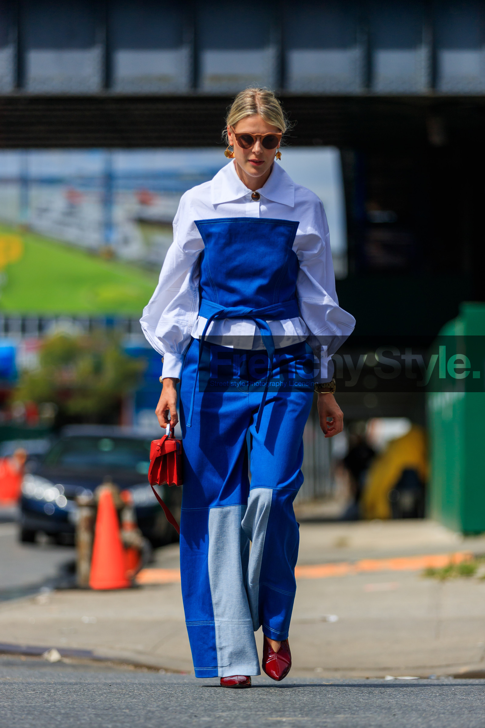 blue denim, bustier top, denim pants, denim top, fashion week, frenchystyle, full length, FW, high heels, jeans, jonathan paciullo, leather bag, leather shoes, NEW YORK, NYFW, red bag, red shoes, SPRING SUMMER 2018, SS 18, street style, sunglasses, trousers, vertical, white shirt