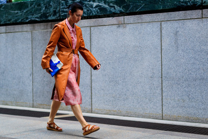 atmosphere details, blue bag, brown coat, brown sandals, fashion week, frenchystyle, full length, FW, graphic bag, horizontal, jonathan paciullo, leather bag, leather coat, leather shoes, NEW YORK, NYFW, pink dress, printed bag, SPRING SUMMER 2018, SS 18, street style