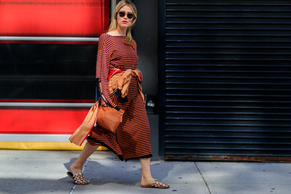 Annabel Rosendahl, atmosphere details, brown dress, fashion week, frenchystyle, full length, FW, graphic dress, horizontal, jonathan paciullo, NEW YORK, NYFW, orange jacket, printed dress, SPRING SUMMER 2018, SS 18, street style, striped dress, sunglasses
