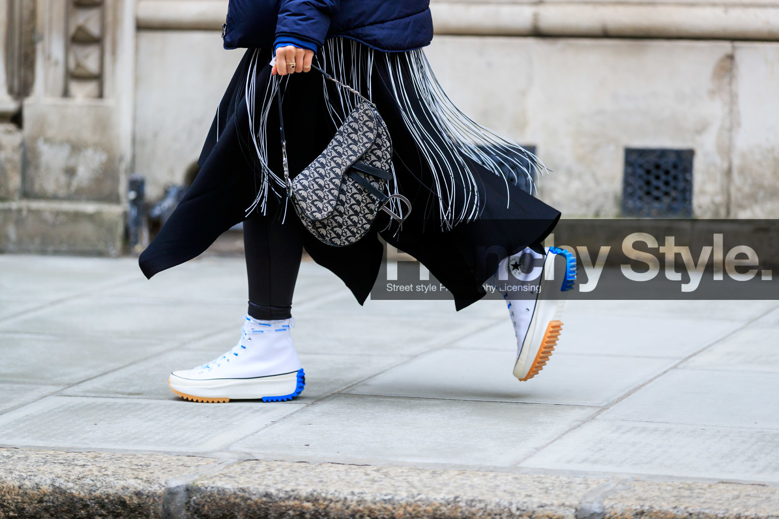 black and white bag, black bag, black leggings, black skirt, christian dior, converse, fringes, graphic bag, jw anderson, leather bag, leather shoes, monogram, printed bag, saddle bag, trousers, white sneakers, street style, jonathan paciullo, FW, frenchystyle, fashion week, LFW, LONDON, AUTUMN WINTER 2019-2020, AW 19-20, FW 19-20, FALL WINTER 2019-2020, horizontal, atmosphere details, detail