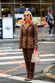 brown leather jacket, brown leather pants, brown leather boots, animal skin boots, animal skin jacket, animal skin pants, high boots, high heels boots, dior bag, lady dior bag, tweed bag, checked bag, orange leather bag, white bag, multicolor bag, metalic frame sunglasses, smoked sunglasses, orange top, high collar top, pleated top, fashion week, frenchystyle, FW, jonathan paciullo, street style, AUTUMN WINTER 2020-2021, FALL WINTER 2020-2021, FW 20-21, vertical, full length, NYFW, NEW YORK