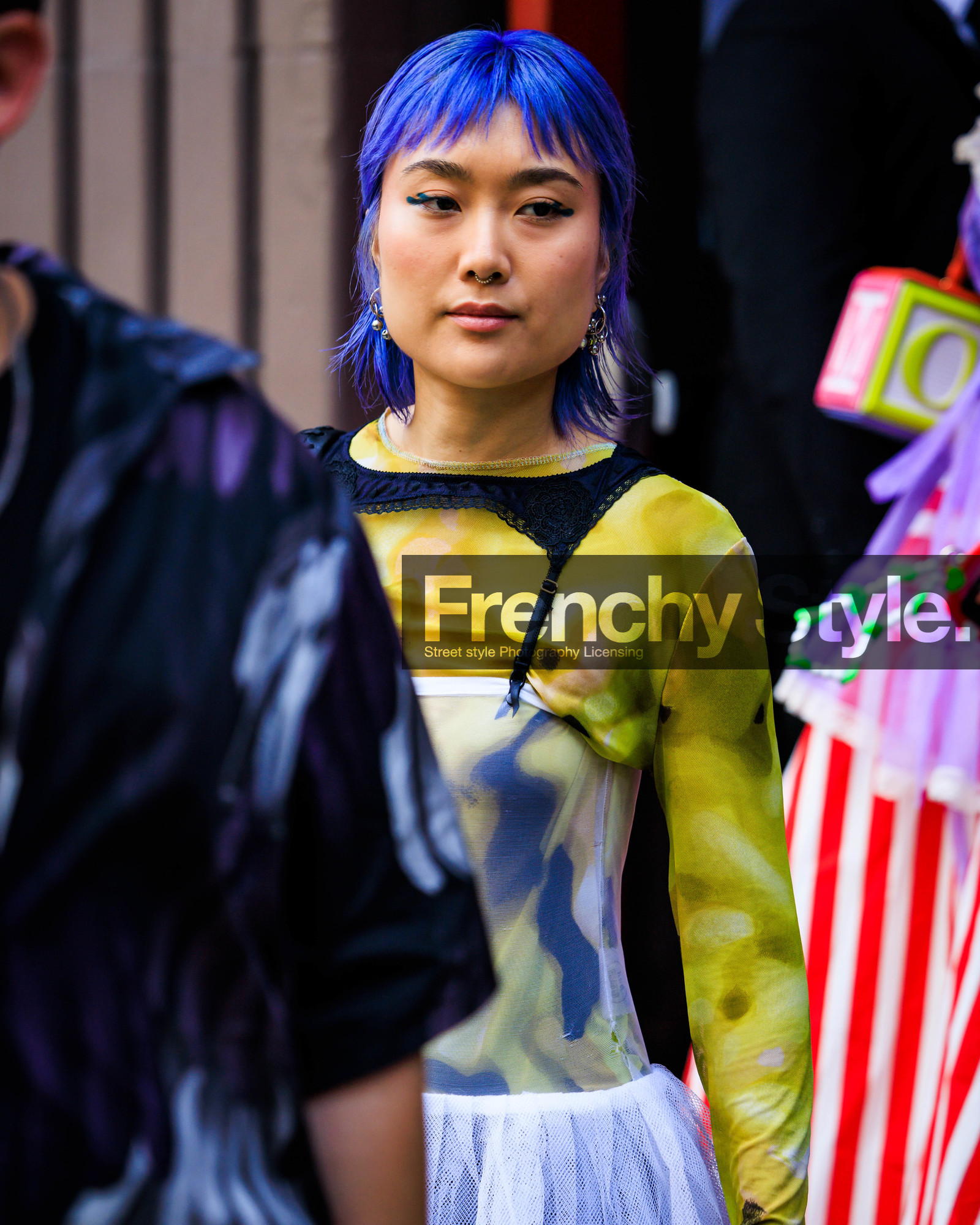 jonathan paciullo, FW, frenchystyle, fashion week, street style, vertical, detail, atmosphere details, NEW YORK, NYFW, SPRING SUMMER 2024, SS 24