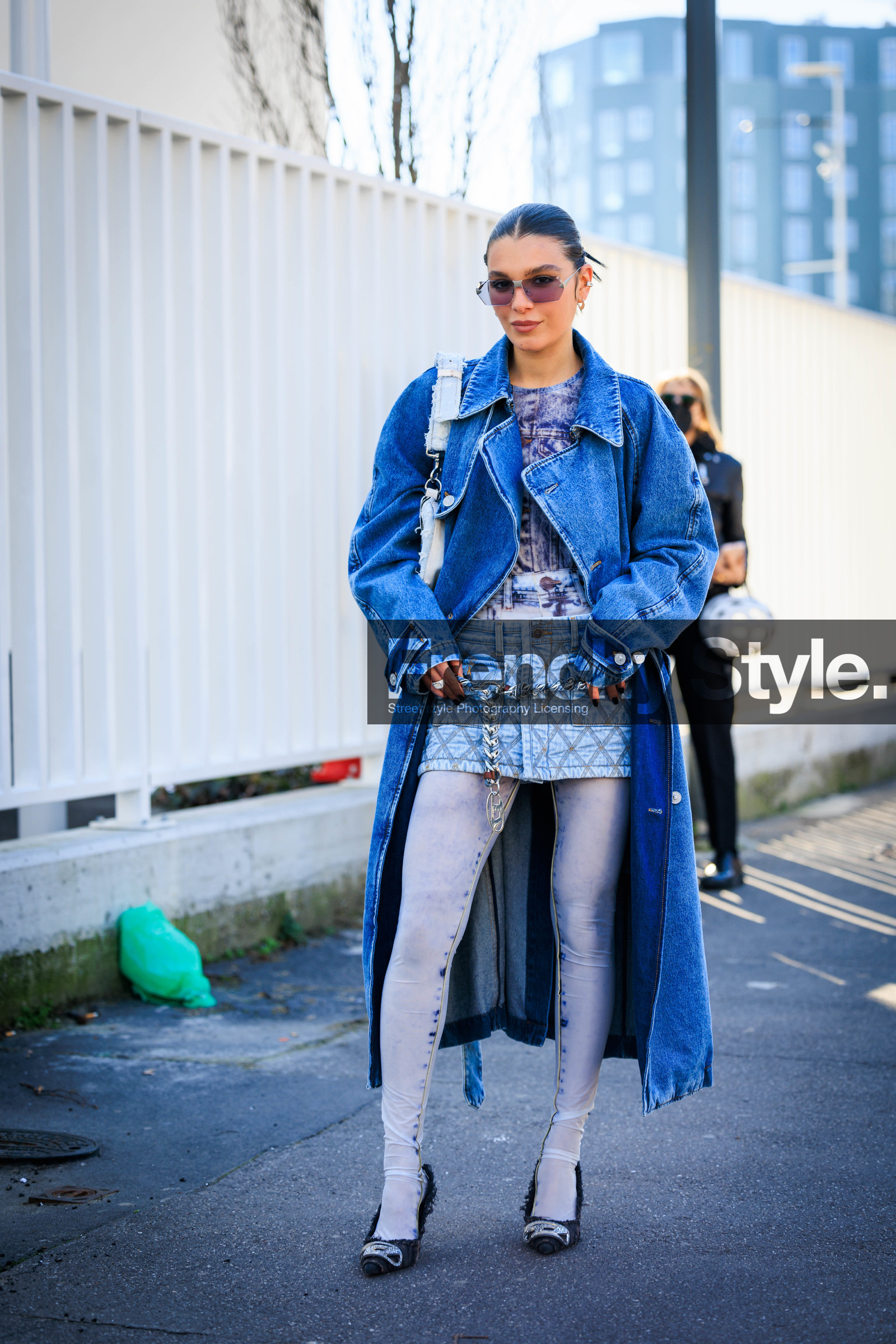 diesel full look, printed stockings, diesel pumps, denim skirt, mini skirt, denim trench, jean trench, second skin top, denim handbag, sunglasses, fashion week, frenchystyle, FW, jonathan paciullo, street style, MFW, MILAN, AUTUMN WINTER 2022-2023, FALL WINTER 2022_2023, FW 22-23, vertical, full length