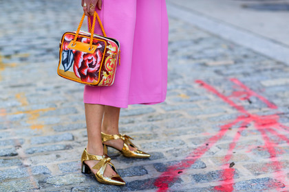 Annabel Rosendahl, atmosphere details, balenciaga, detail, fashion week, floral, flowers, frenchystyle, FW, golden shoes, high heels, horizontal, jonathan paciullo, leather bag, leather shoes, NEW YORK, NYFW, orange bag, pink coat, pink jacket, printed bag, shiny shoes, SPRING SUMMER 2018, SS 18, street style