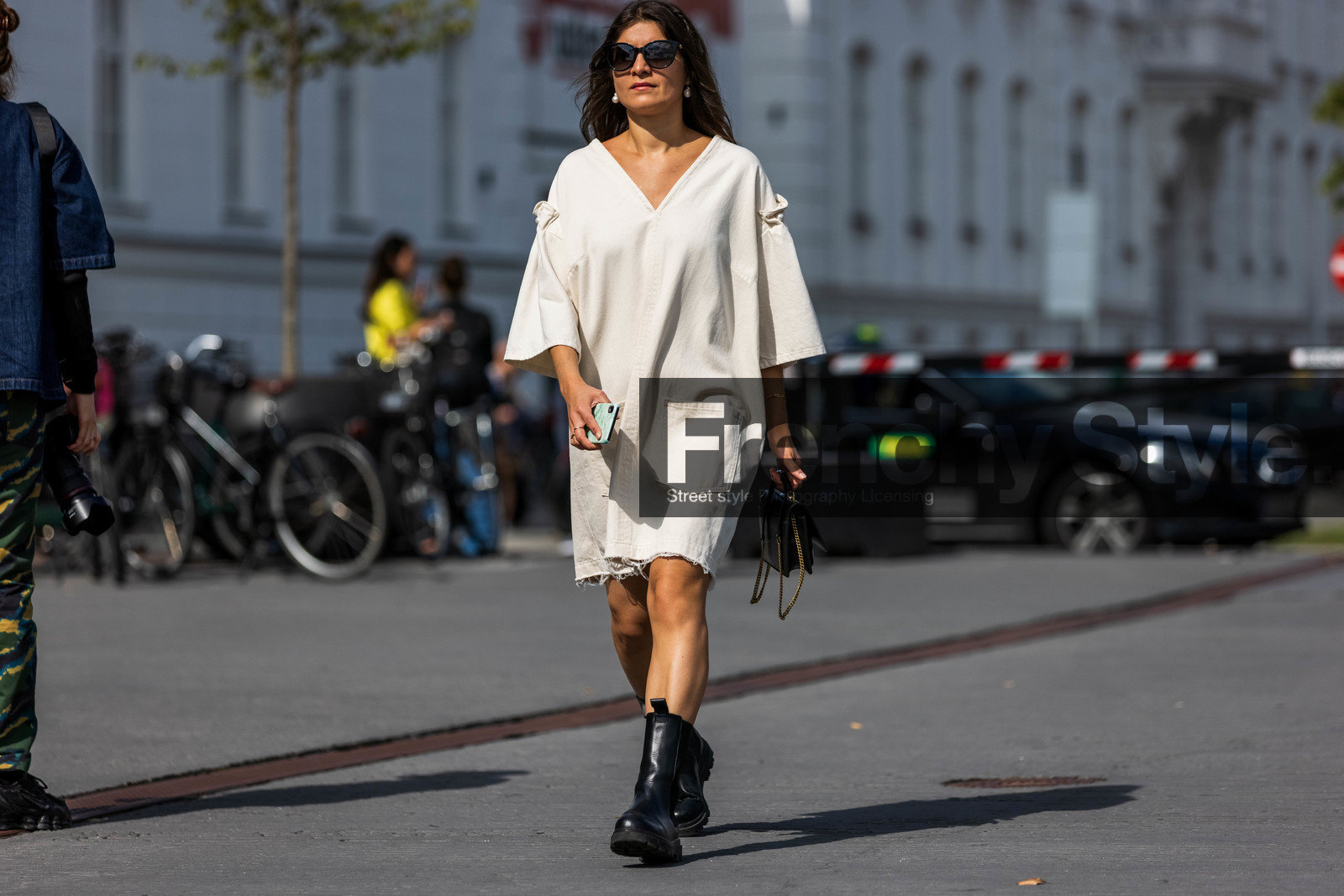 white dress, long sleeves dress, used dress, denim, denim dress, black leather boots, flat boots, pearl earrings, dangling earrings, fashion week, frenchystyle, FW, jonathan paciullo, street style, SPRING SUMMER 2022, SS 22, COPENHAGEN, CPHFW, atmosphere details, horizontal, full length