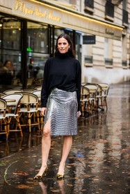 animal print, Astrid Boutrot, black heels, black turtleneck, earrings, heart earrings, heels, leopard shoes, paco rabanne skirt, silver skirt, skirt, split, turtleneck, yellow heels, fashion week, frenchystyle, FW, jonathan paciullo, street style, PFW, PARIS, SPRING SUMMER 2022, SS 22, vertical, full length