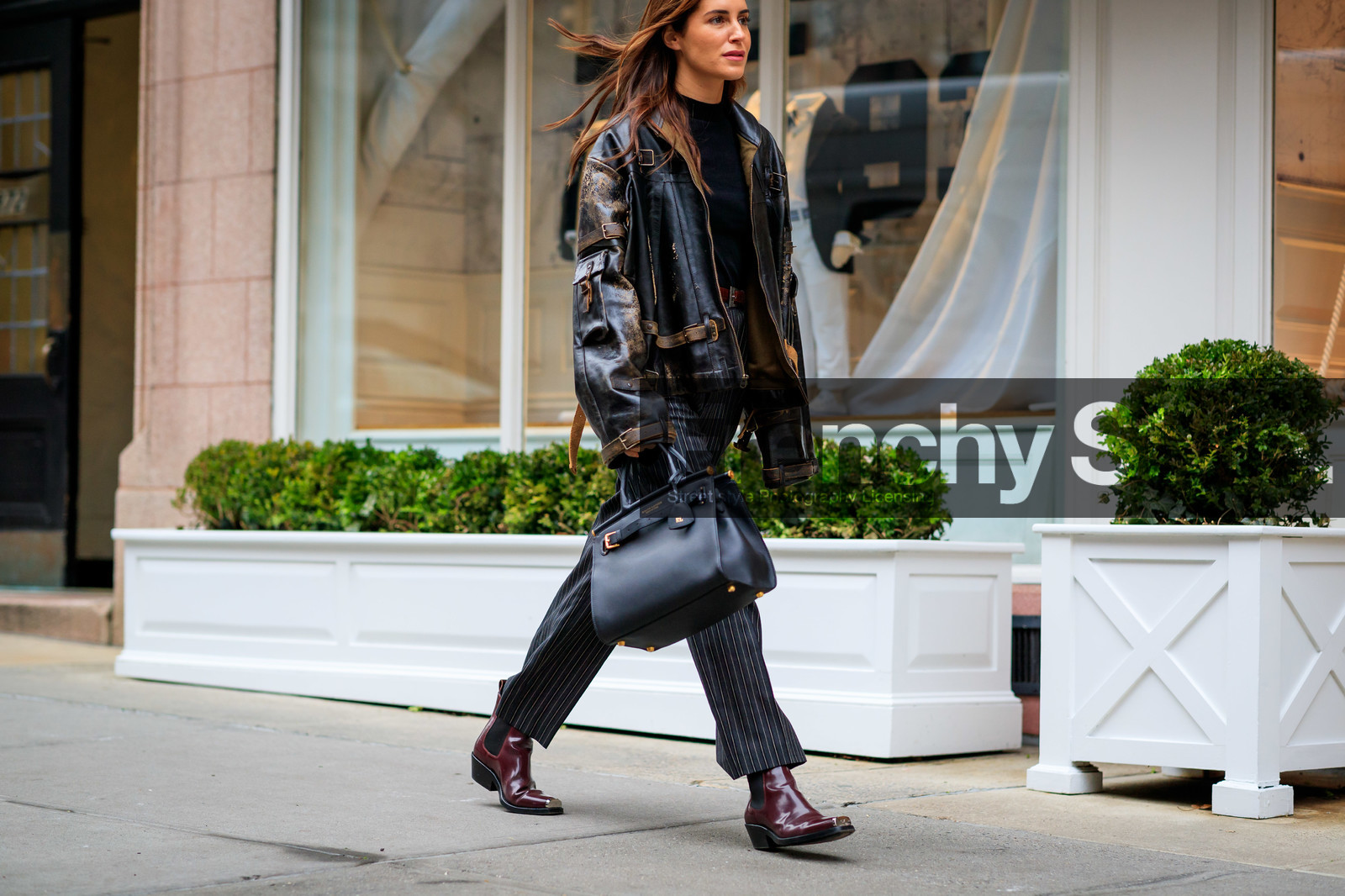 black bag, black jacket, bordeaux, brown jacket, burgundy, gala gonzalez, graphic pants, grey pants, grey sweater, leather bag, leather belt, leather jacket, leather shoes, printed pants, ralph lauren, red belt, red boots, trousers, frenchystyle, jonathan paciullo, street style, NYFW, NEW YORK, AUTUMN WINTER 2019-2020, AW 19-20, FALL WINTER 2019-2020, FW 19-20, fashion week, FW, atmosphere details, horizontal, detail